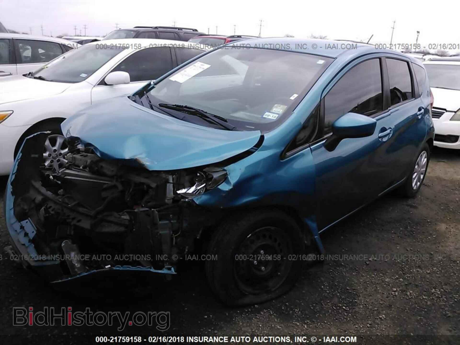 2015 Nissan Versa note - VIN: 3N1CE2CP9FL364595 - Фото 2