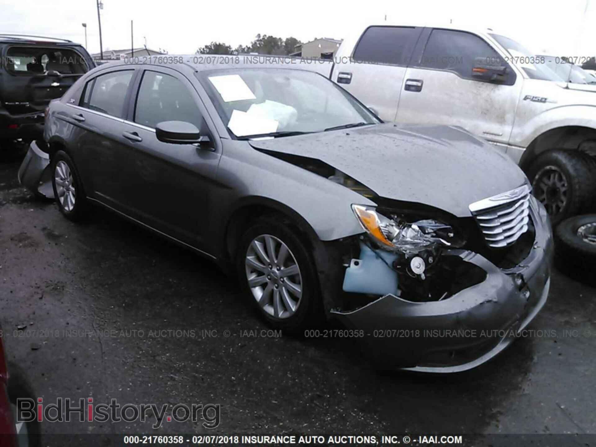 Photo 1C3CCBBB1DN505203 - Chrysler 200 2013