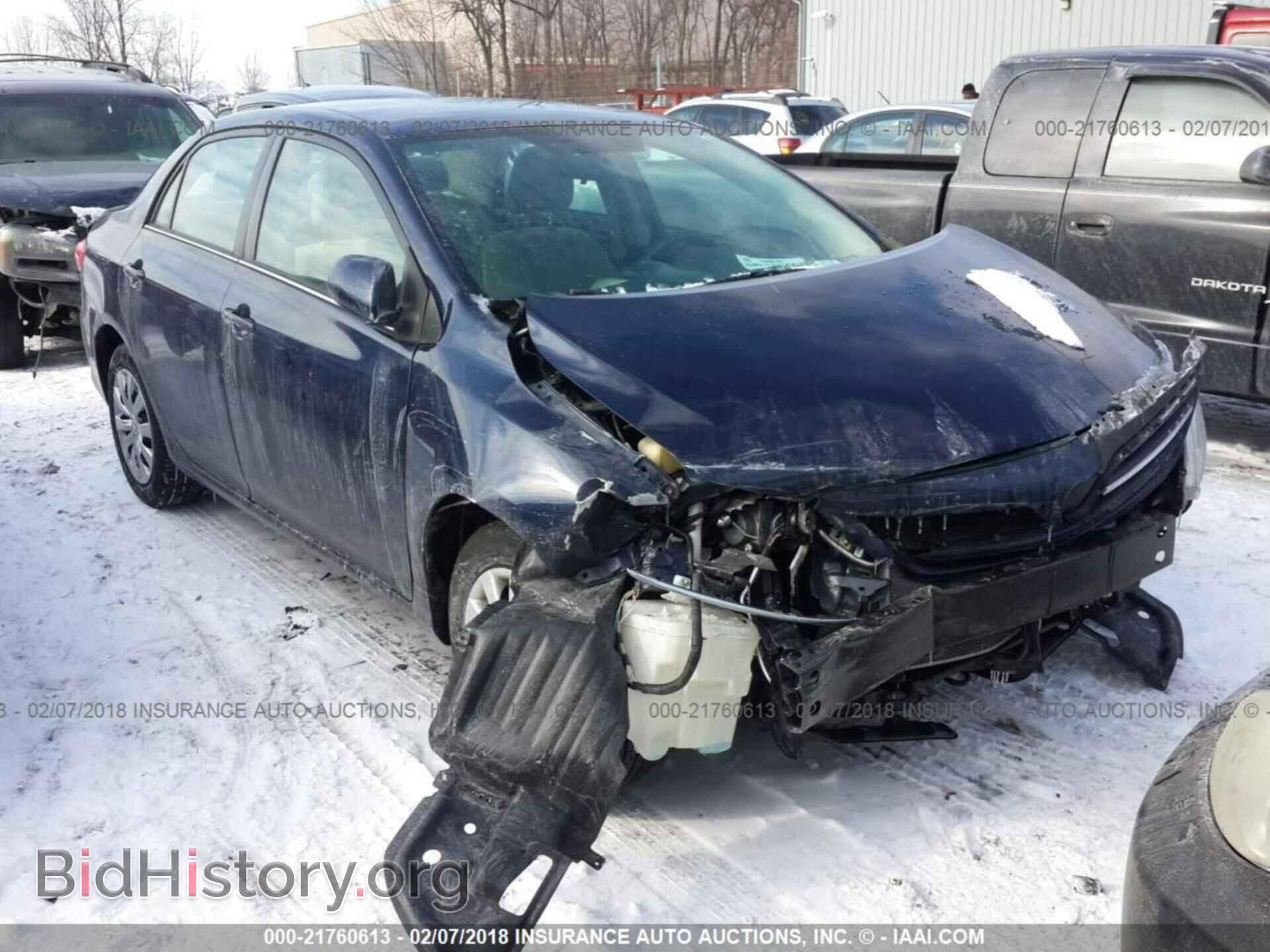 Photo 2T1BU4EE1DC028894 - Toyota Corolla 2013