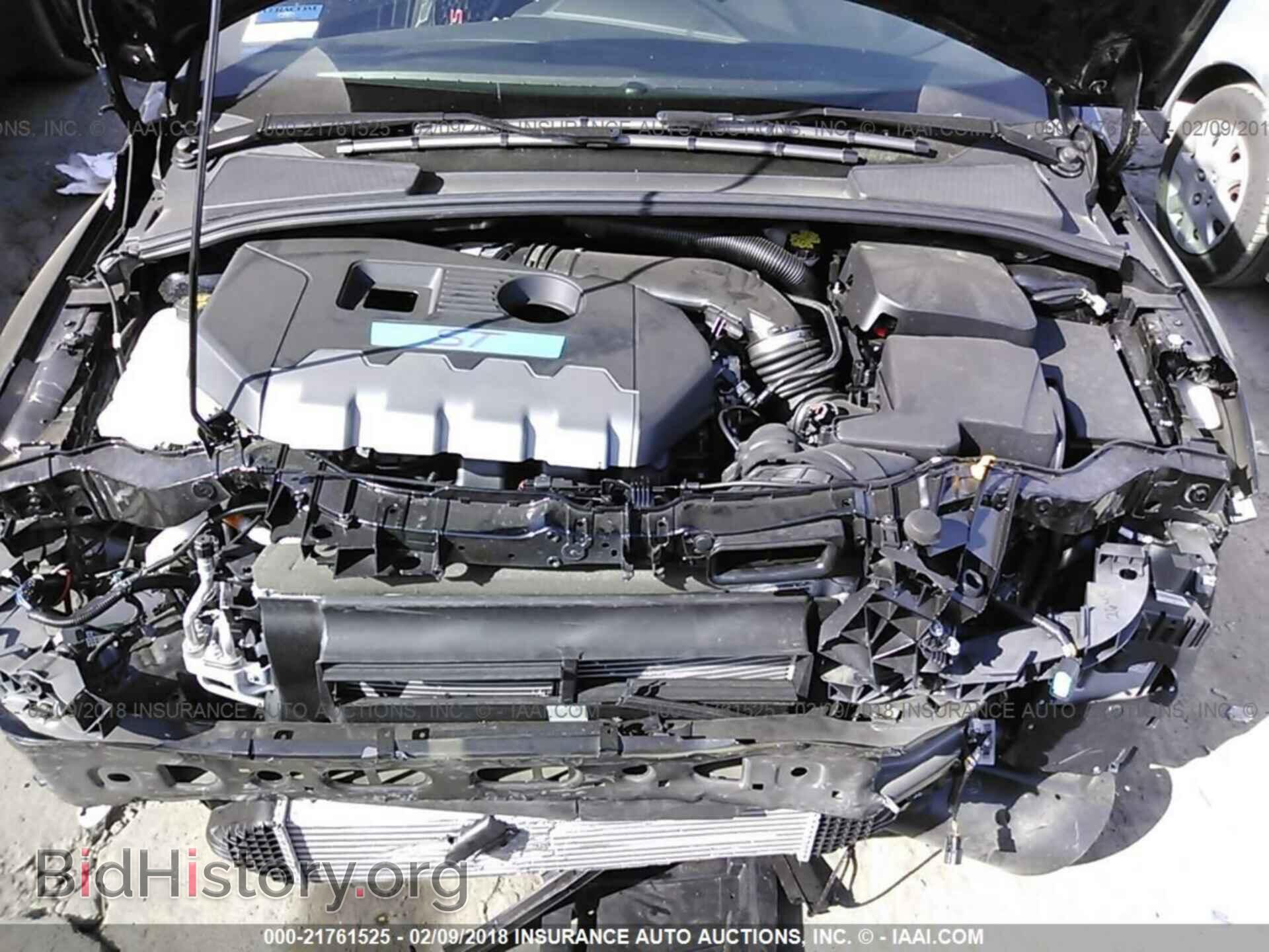2017 Ford Focus - VIN: 1FADP3L99HL245940 - Photo 10