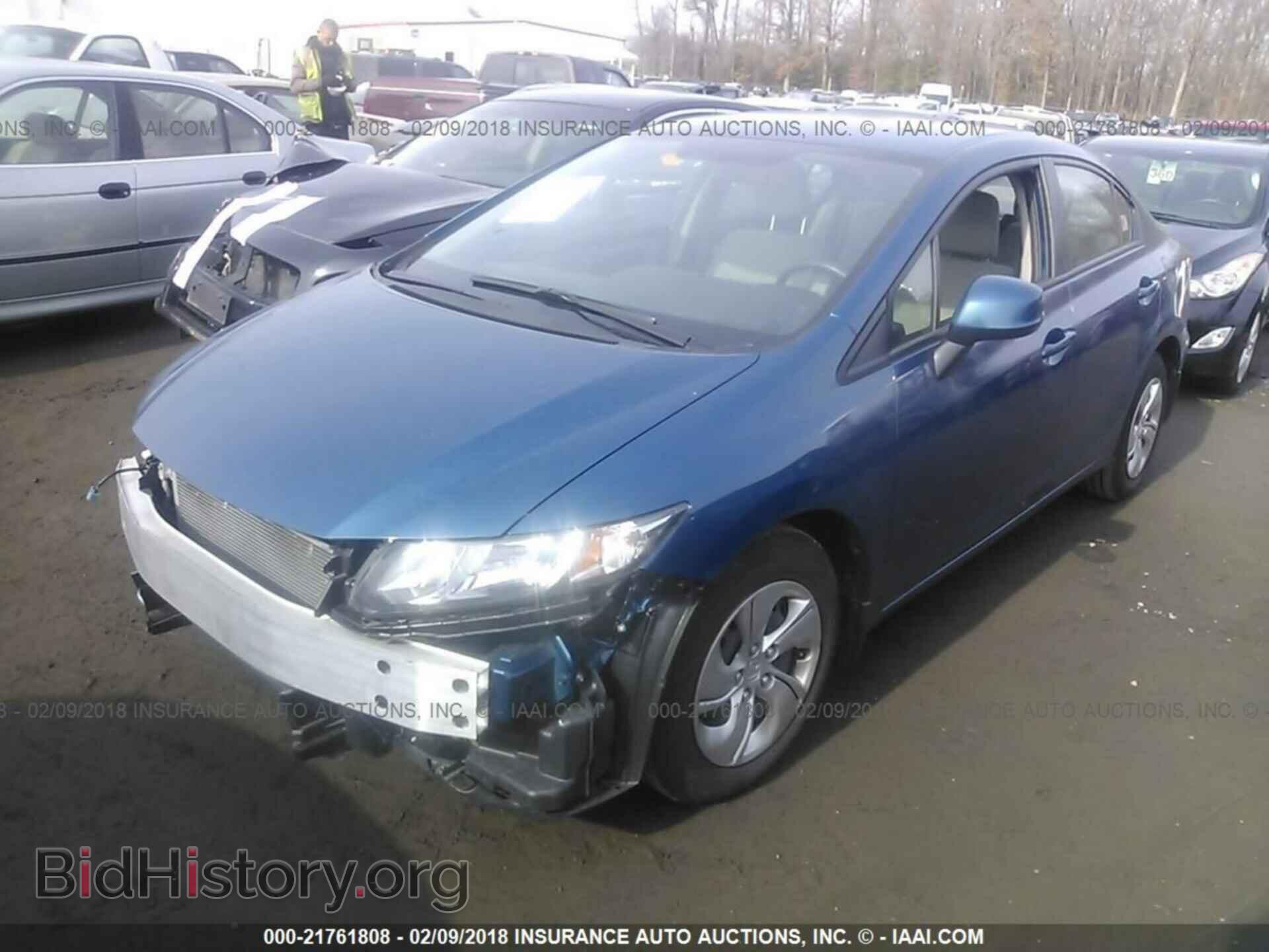 2013 Honda Civic - VIN: 2HGFB2F50DH602063 - Фото 2