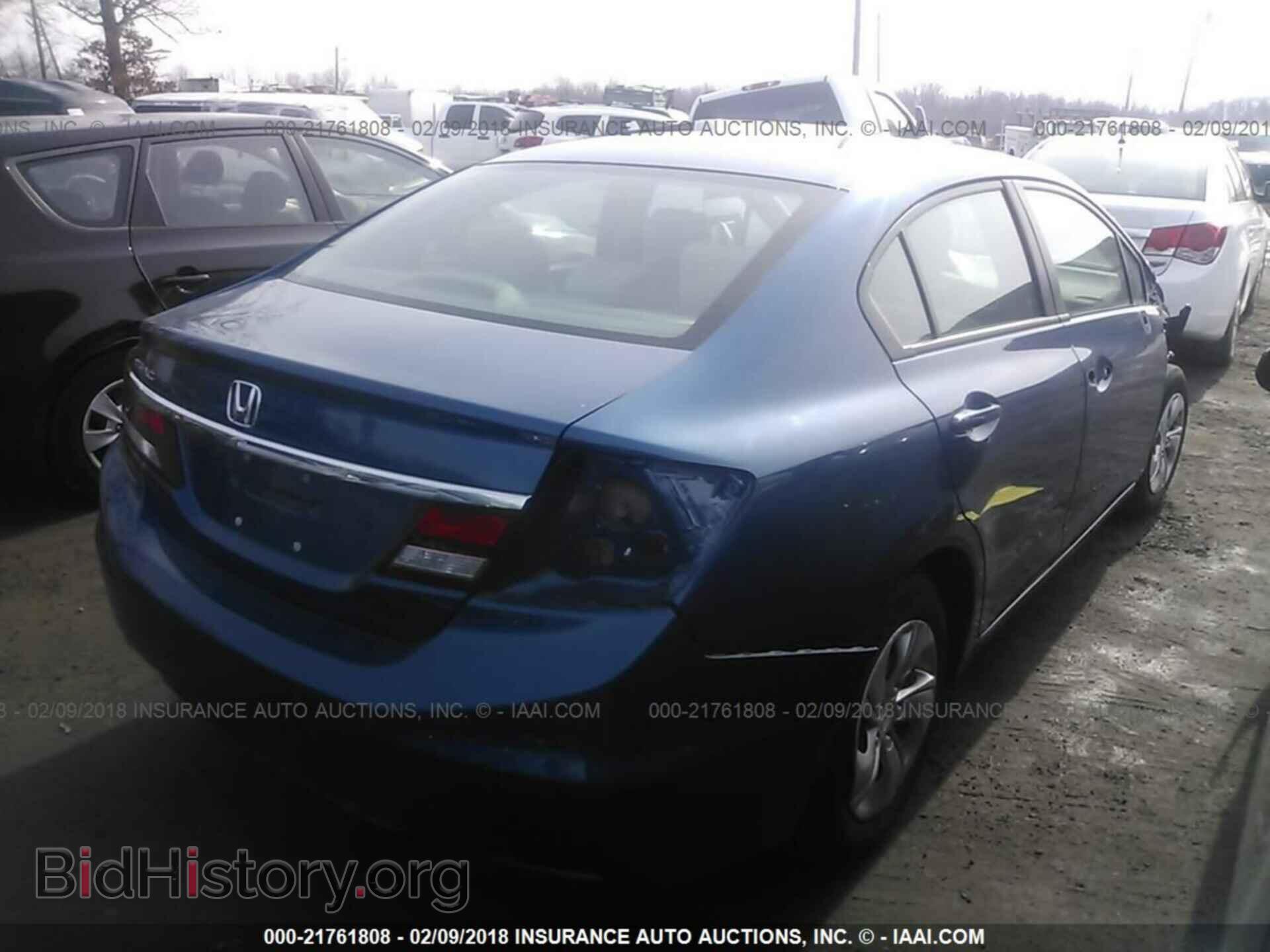 2013 Honda Civic - VIN: 2HGFB2F50DH602063 - Фото 4