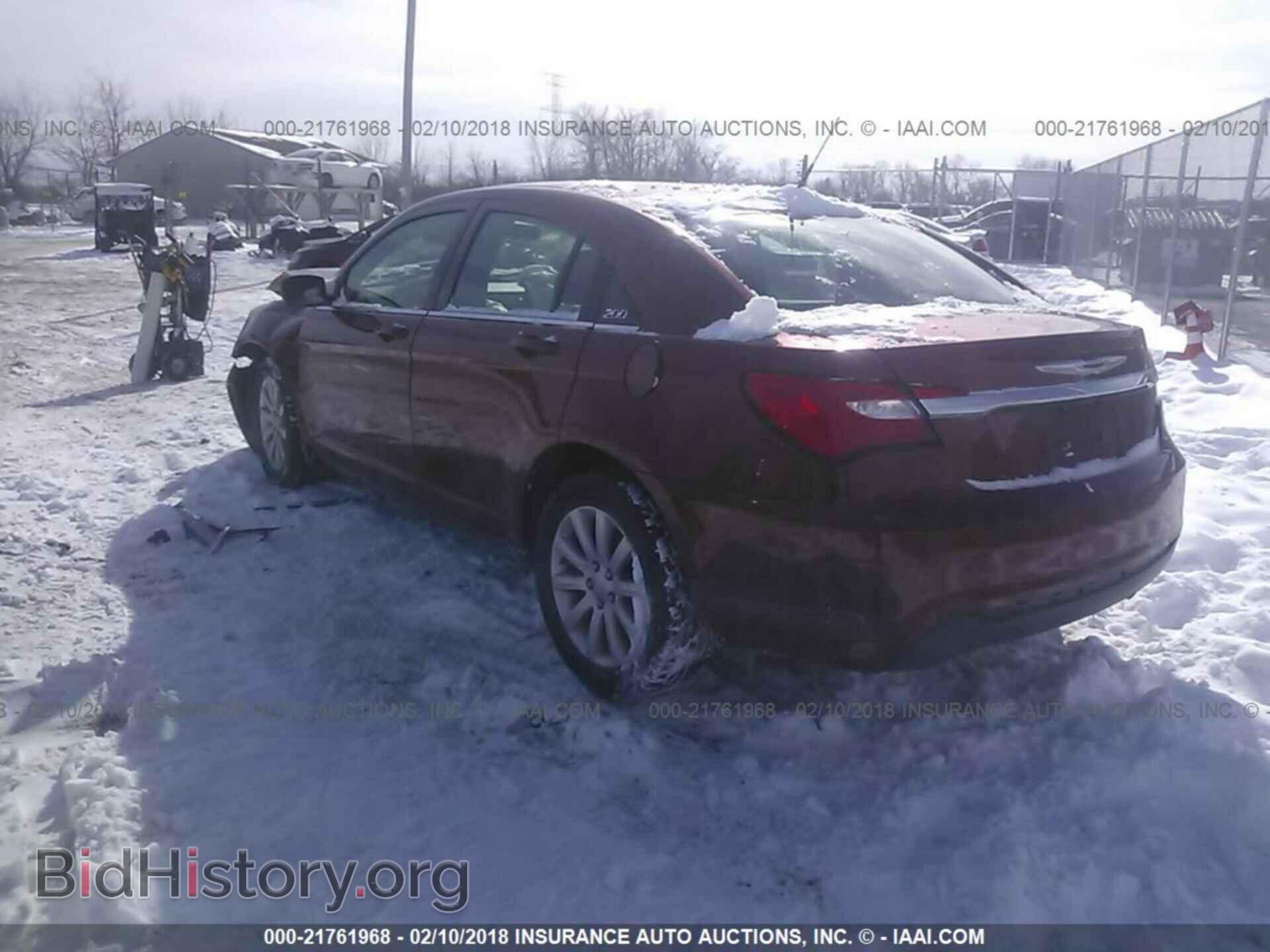 2011 Chrysler 200 - VIN: 1C3BC1FB8BN539846 - Фото 3