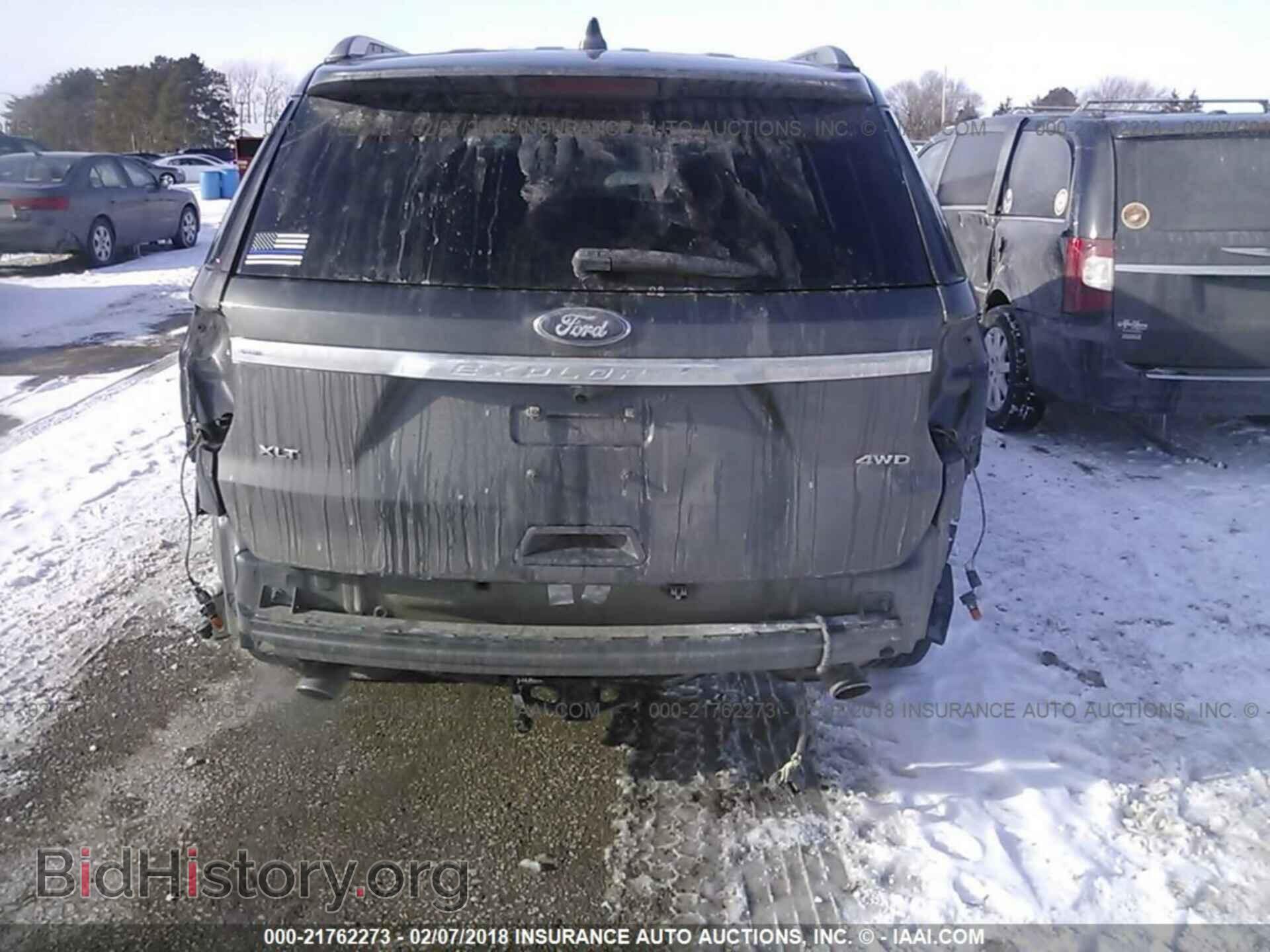 2017 Ford Explorer - VIN: 1FM5K8D82HGD65633 - Photo 6