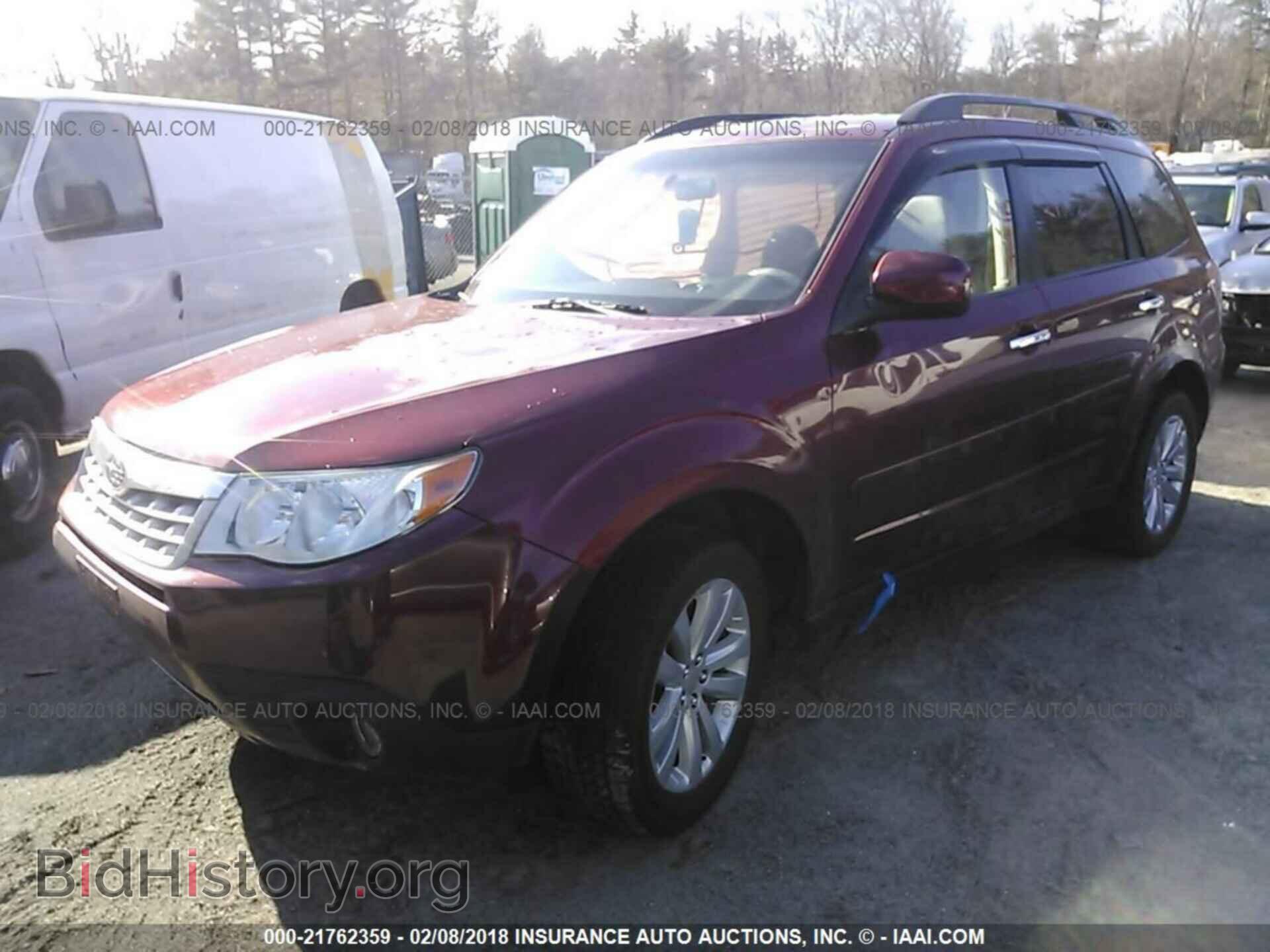 2011 Subaru Forester - VIN: JF2SHAEC4BH759525 - Фото 2