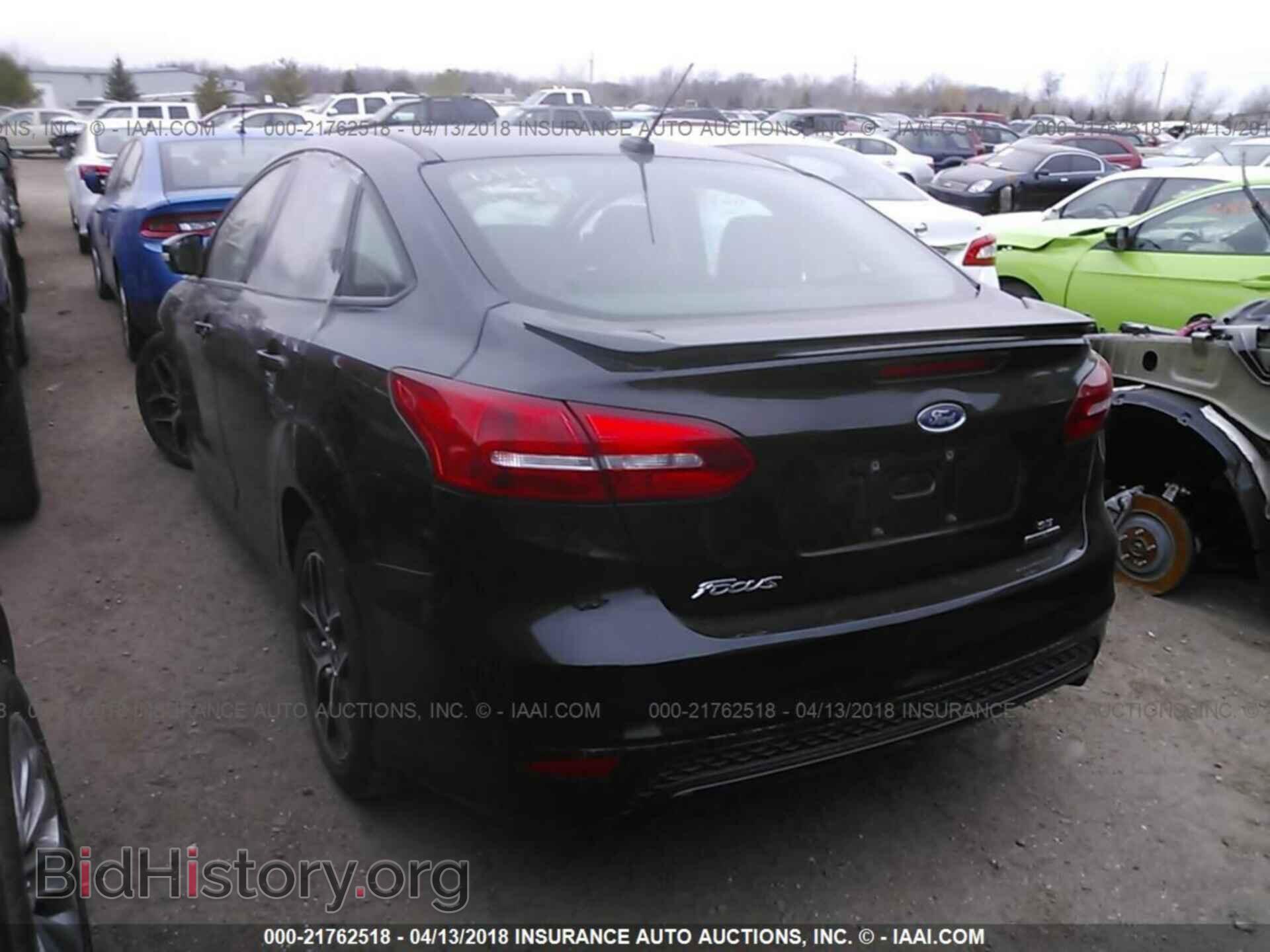 2015 Ford Focus - VIN: 1FADP3F29FL384297 - Фото 3