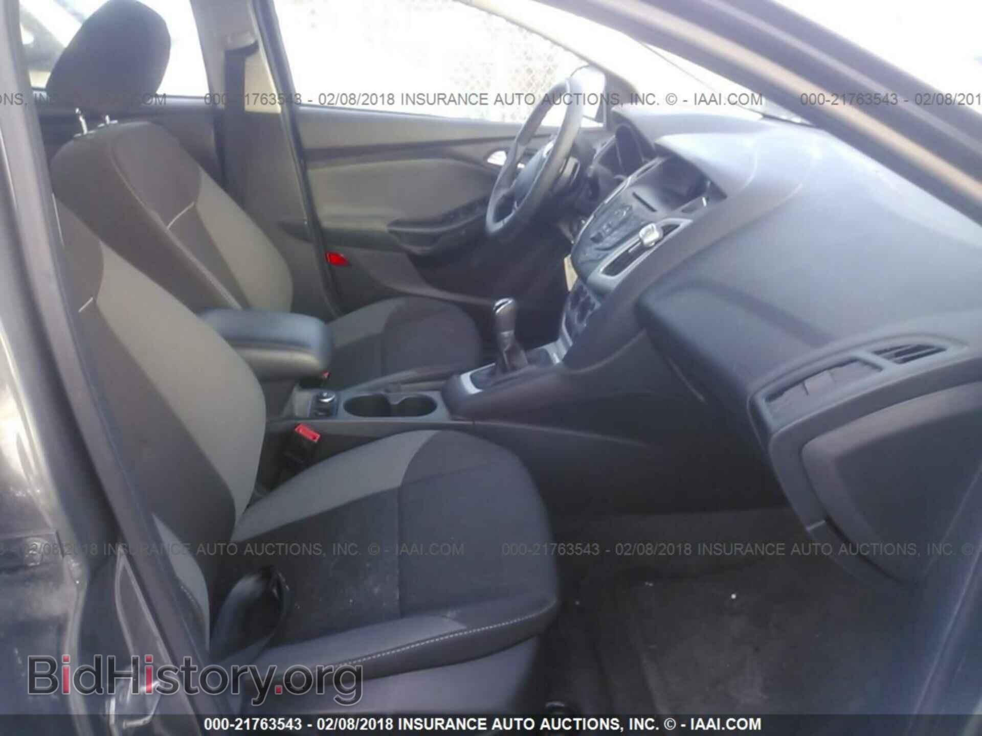 2012 Ford Focus - VIN: 1FAHP3K24CL446000 - Photo 5