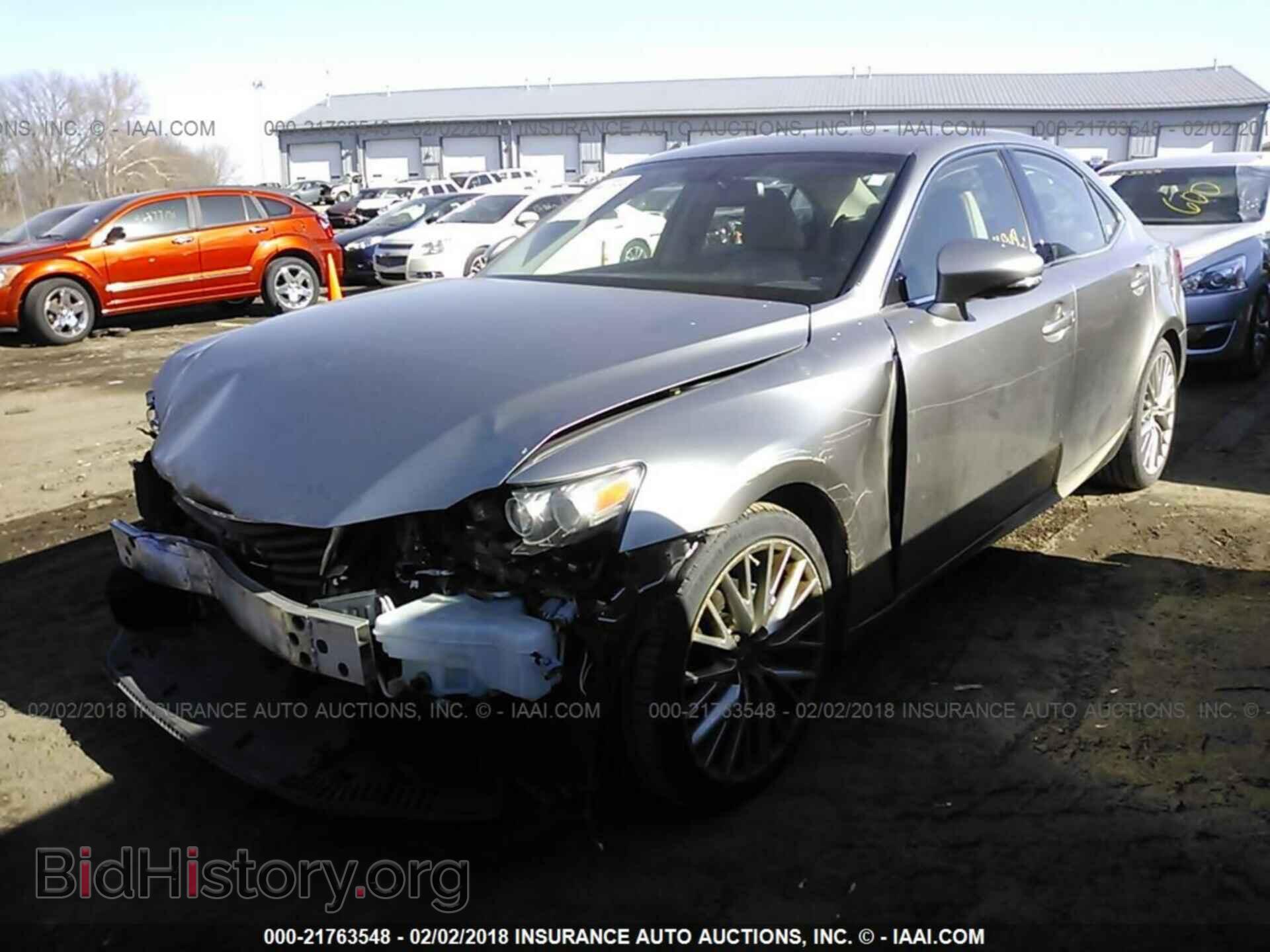2015 Lexus Is - VIN: JTHCF1D23F5023943 - Photo 2