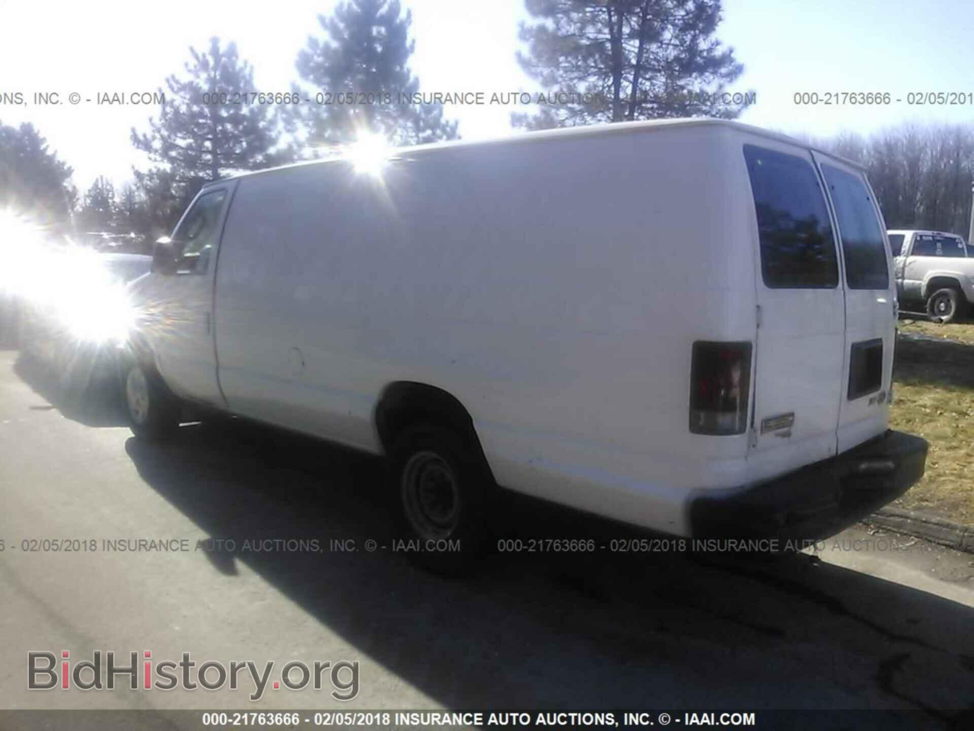2011 Ford Econoline - VIN: 1FTSS3EL8BDB34158 - Фото 3