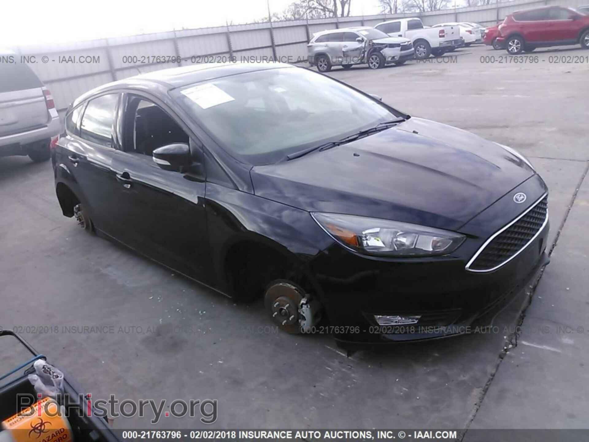 Photo 1FADP3M26HL249199 - Ford Focus 2017