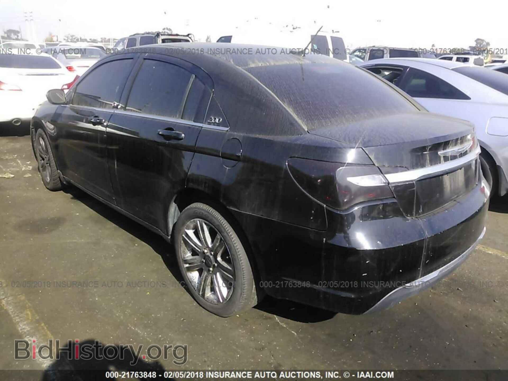 2013 Chrysler 200 - VIN: 1C3CCBBB9DN735538 - Photo 3
