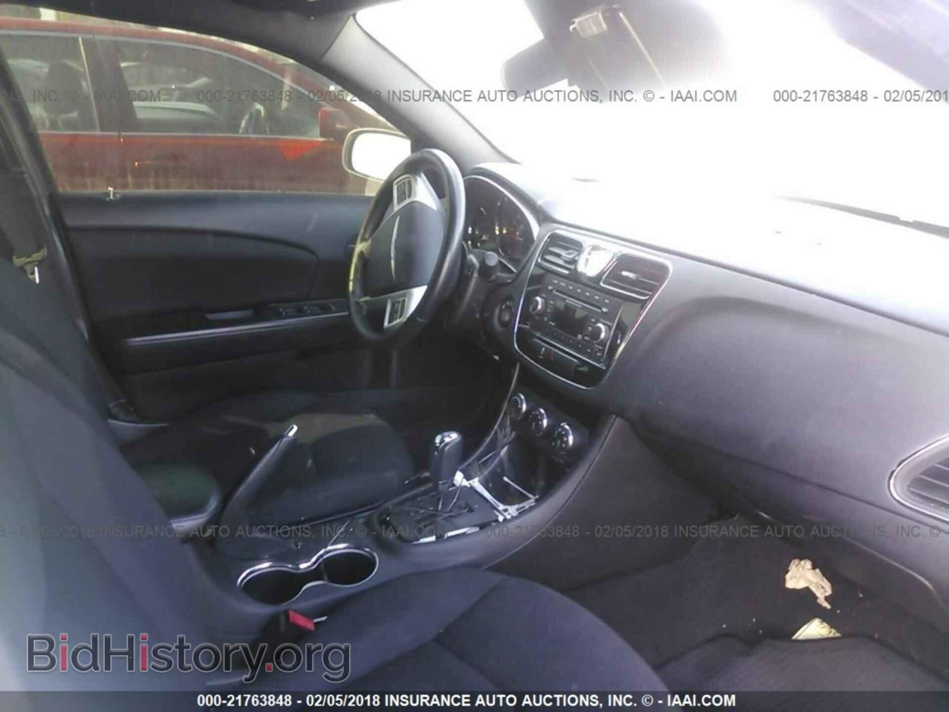 2013 Chrysler 200 - VIN: 1C3CCBBB9DN735538 - Photo 5
