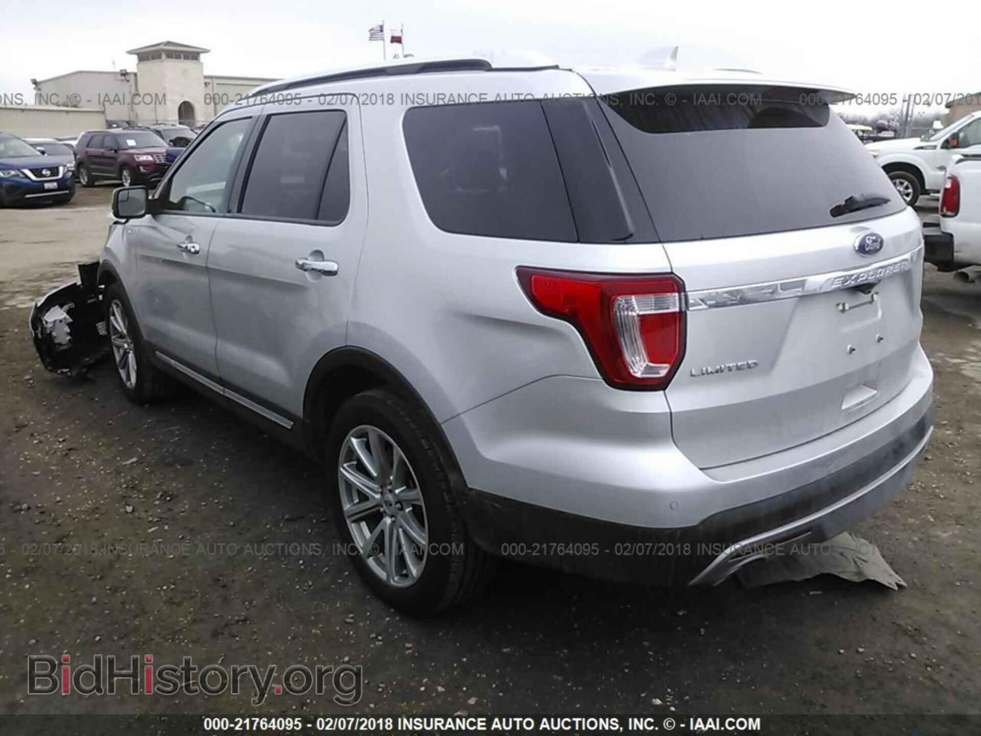 2017 Ford Explorer - VIN: 1FM5K7F89HGD24357 - Фото 3