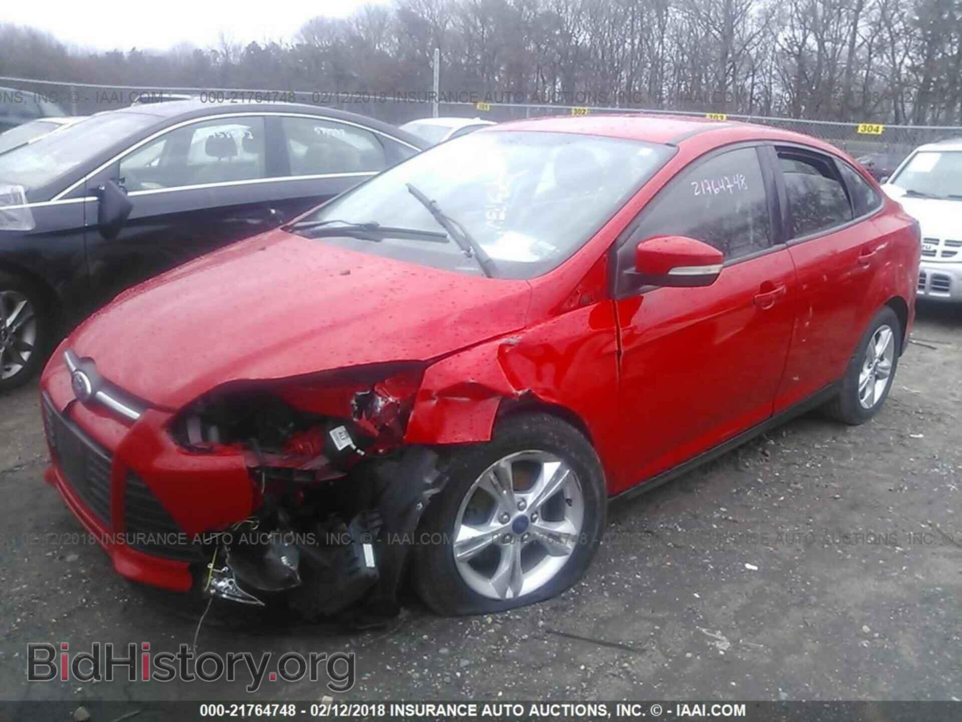 2013 Ford Focus - VIN: 1FADP3F21DL249246 - Фото 2