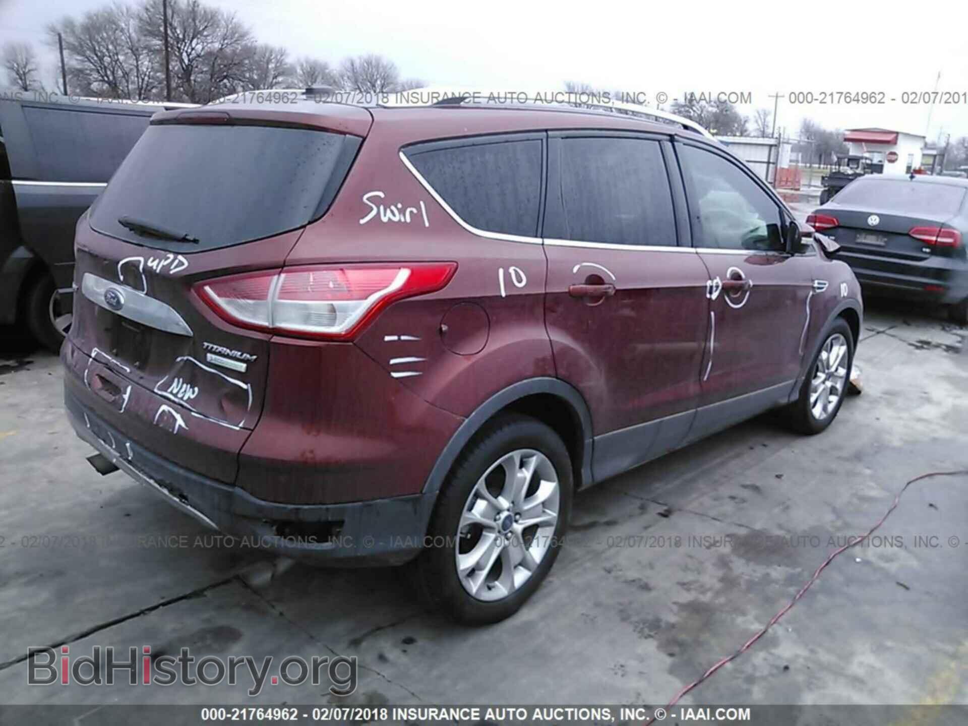 2014 Ford Escape - VIN: 1FMCU0J90EUB71552 - Photo 4