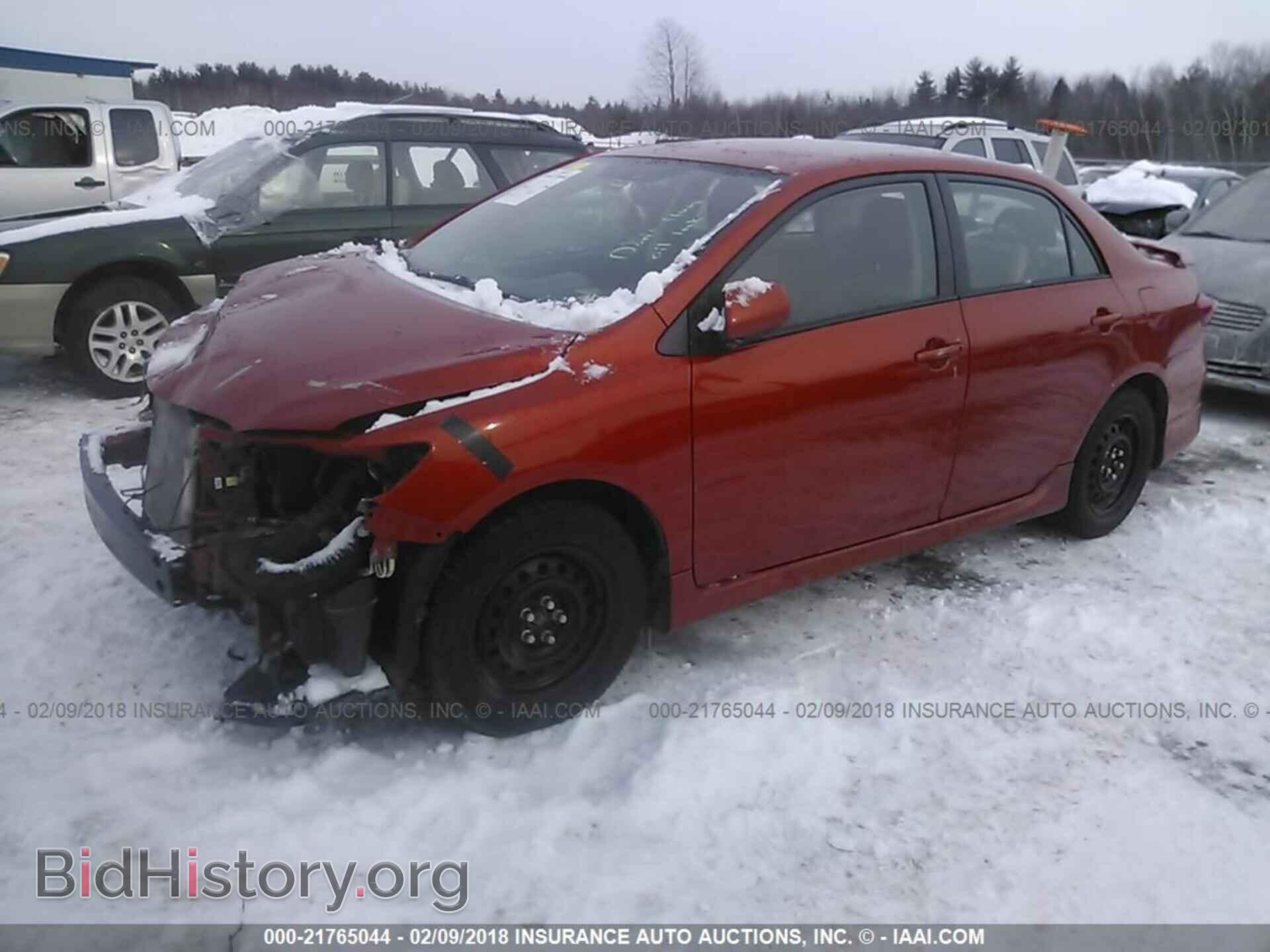 2013 Toyota Corolla - VIN: 2T1BU4EE6DC073488 - Фото 2