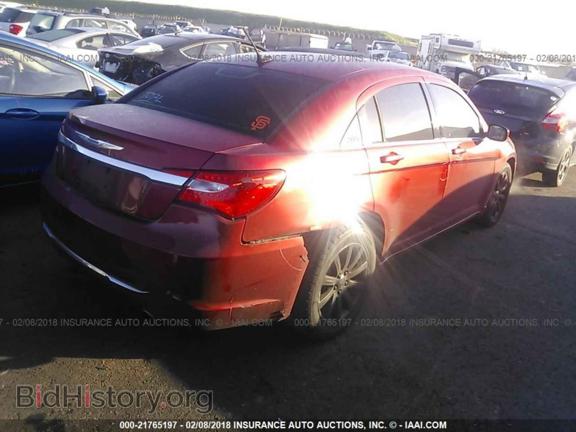 2011 Chrysler 200 - VIN: 1C3BC1FG8BN601533 - Photo 4