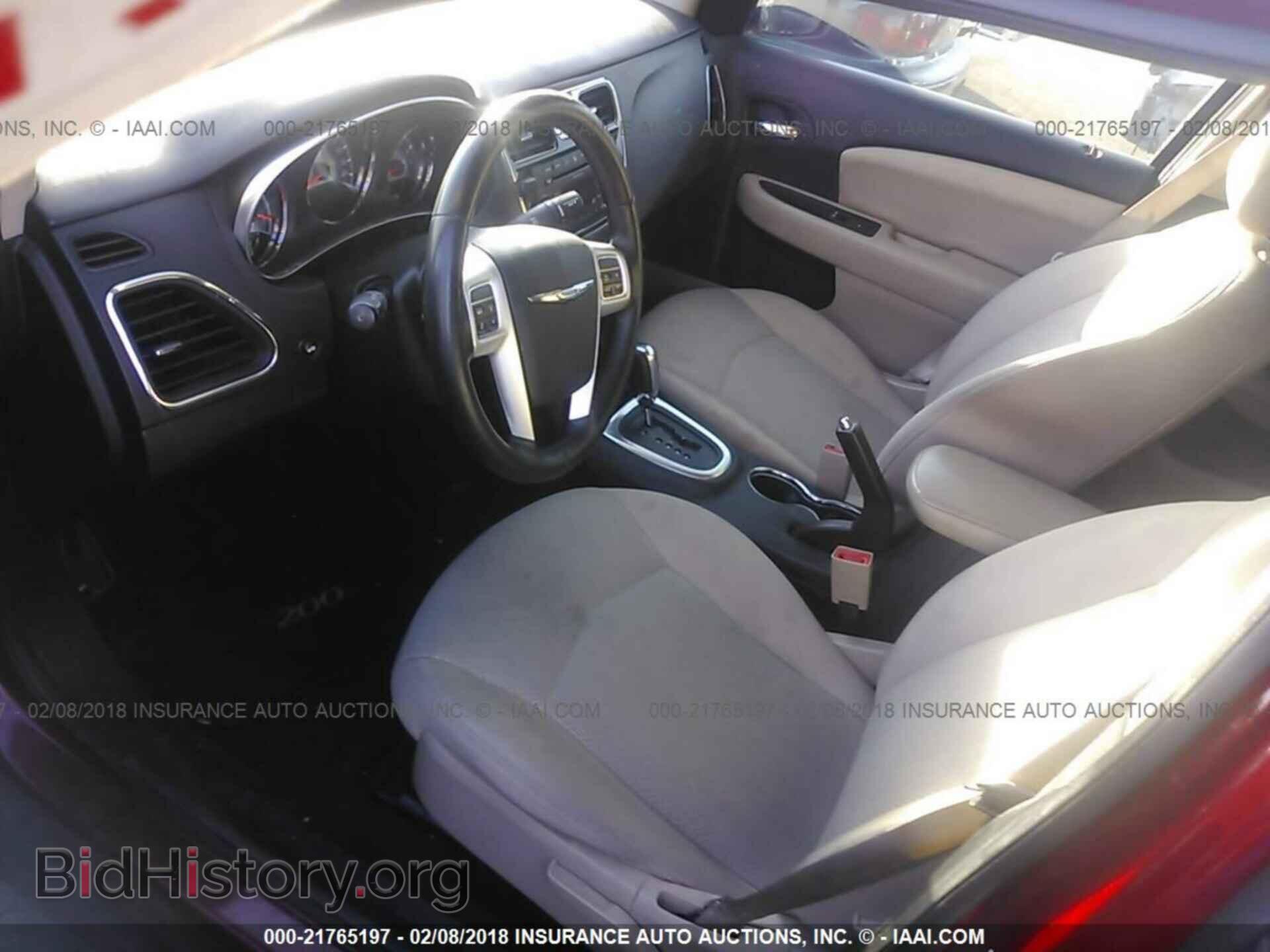 2011 Chrysler 200 - VIN: 1C3BC1FG8BN601533 - Photo 5