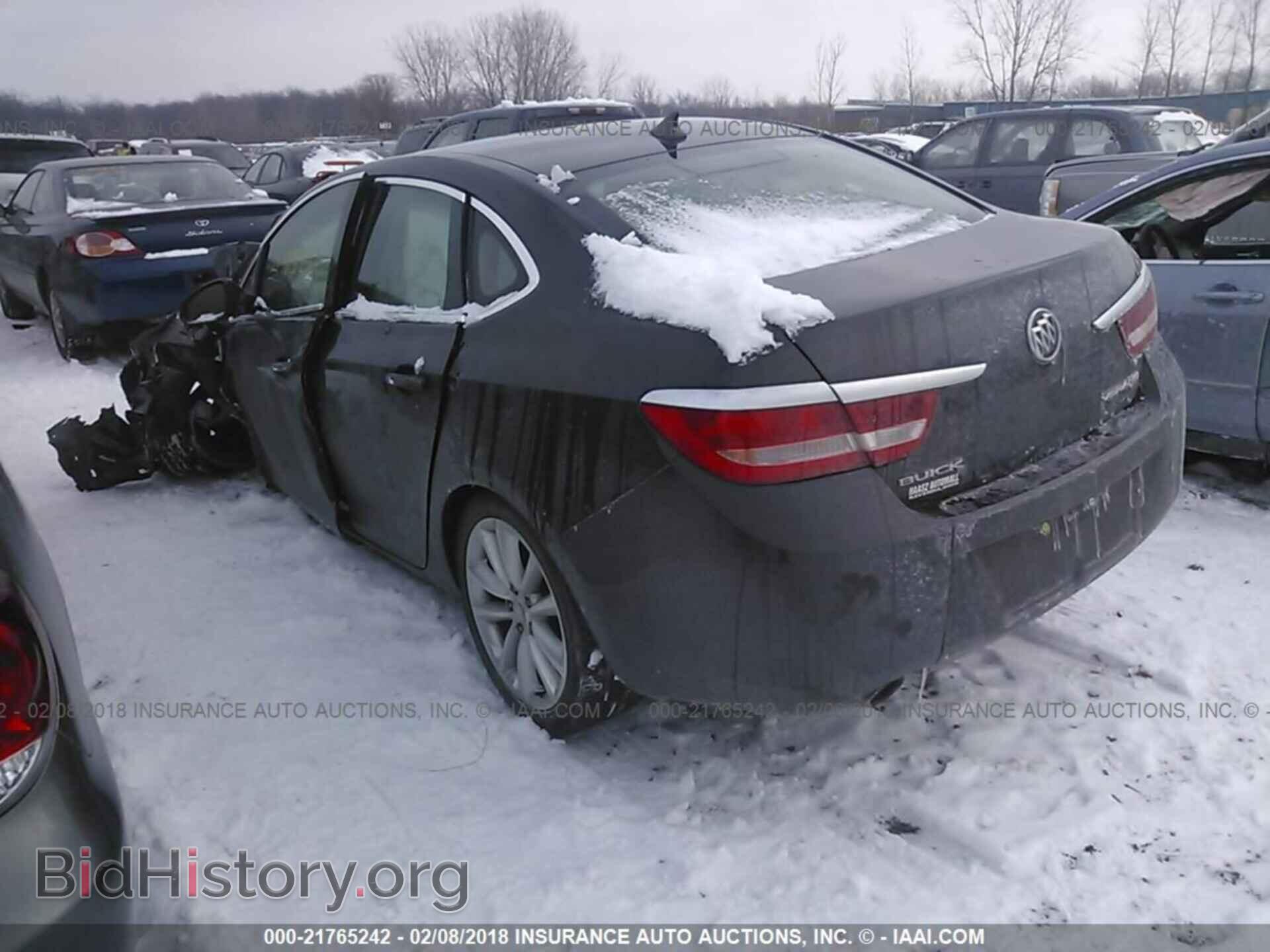 2014 Buick Verano - VIN: 1G4PP5SK3E4111594 - Фото 3