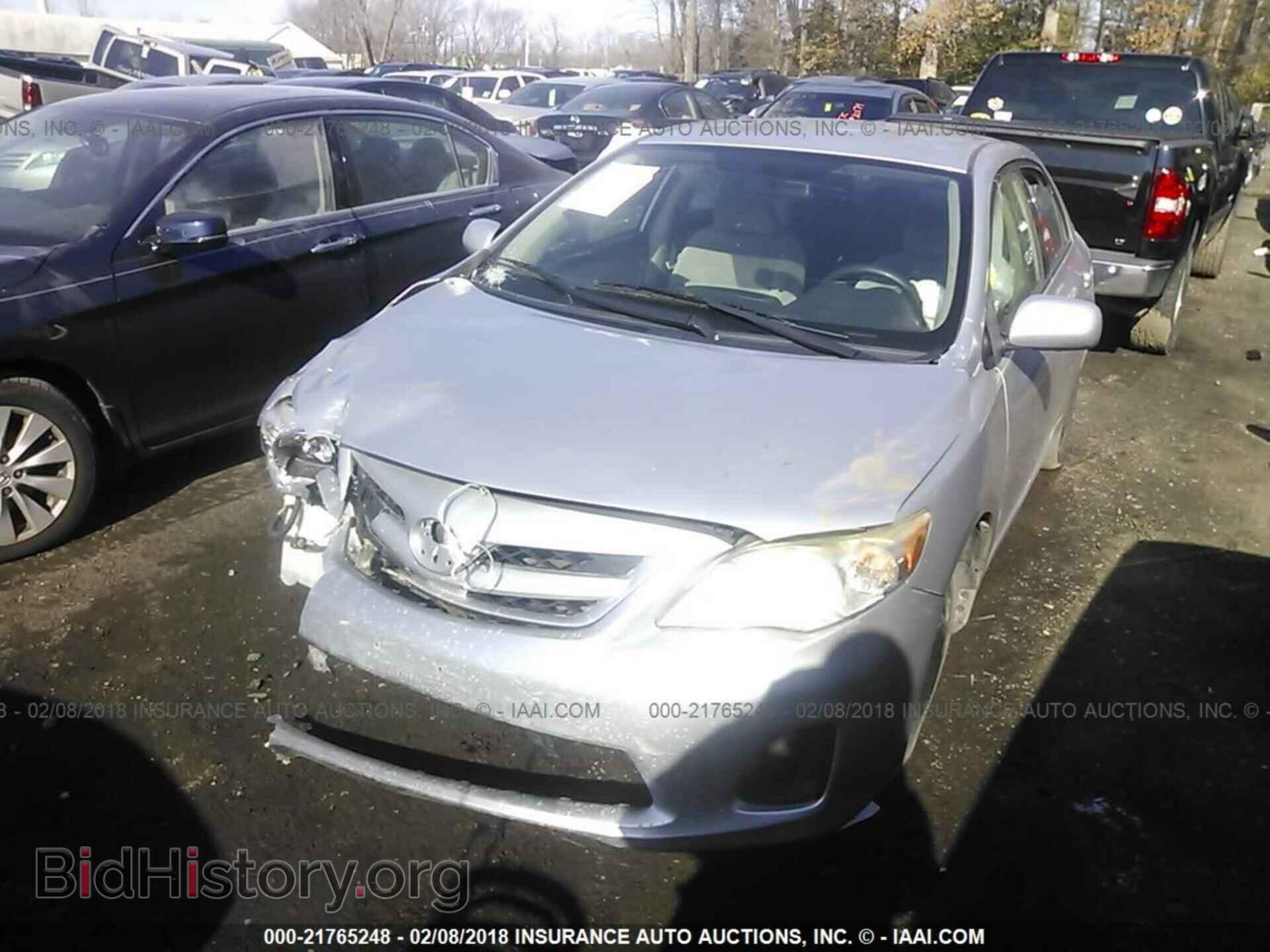 2011 Toyota Corolla - VIN: JTDBU4EE5B9129746 - Фото 2