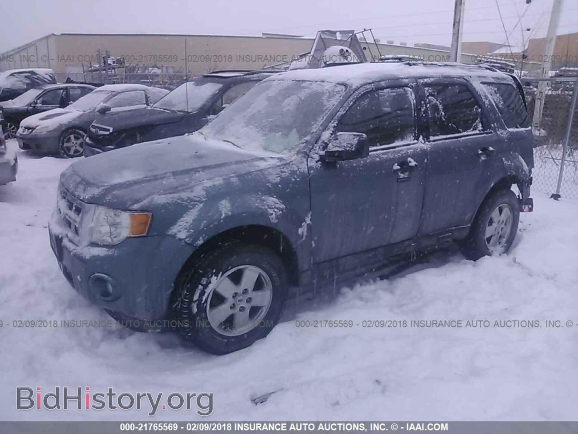 2012 Ford Escape - VIN: 1FMCU9D74CKB34611 - Photo 2