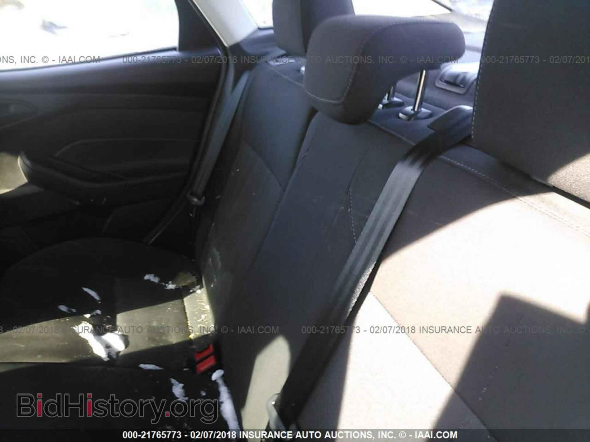 2016 Ford Focus - VIN: 1FADP3E2XGL234055 - Photo 8