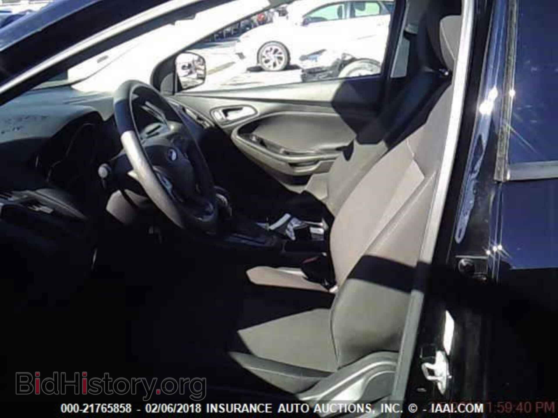 2017 Ford Focus - VIN: 1FADP3K27HL216036 - Photo 5