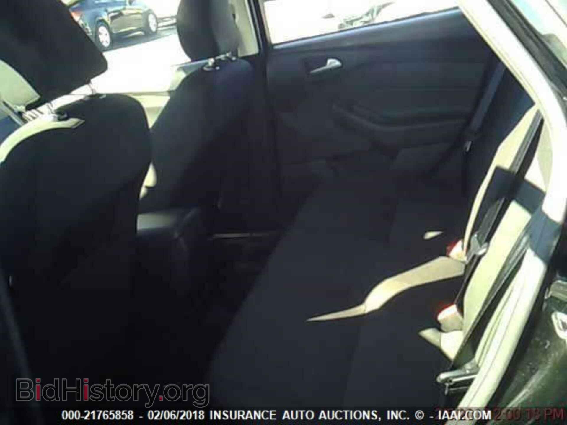 2017 Ford Focus - VIN: 1FADP3K27HL216036 - Photo 8
