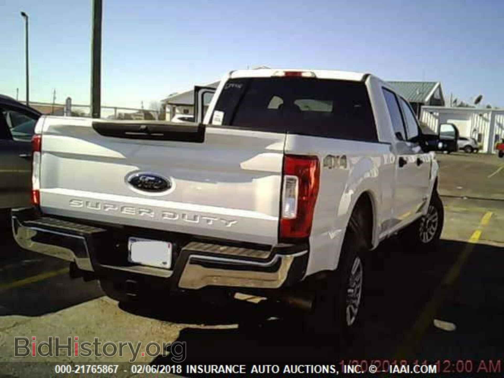2017 Ford F250 - VIN: 1FT7W2BT5HED87000 - Фото 2