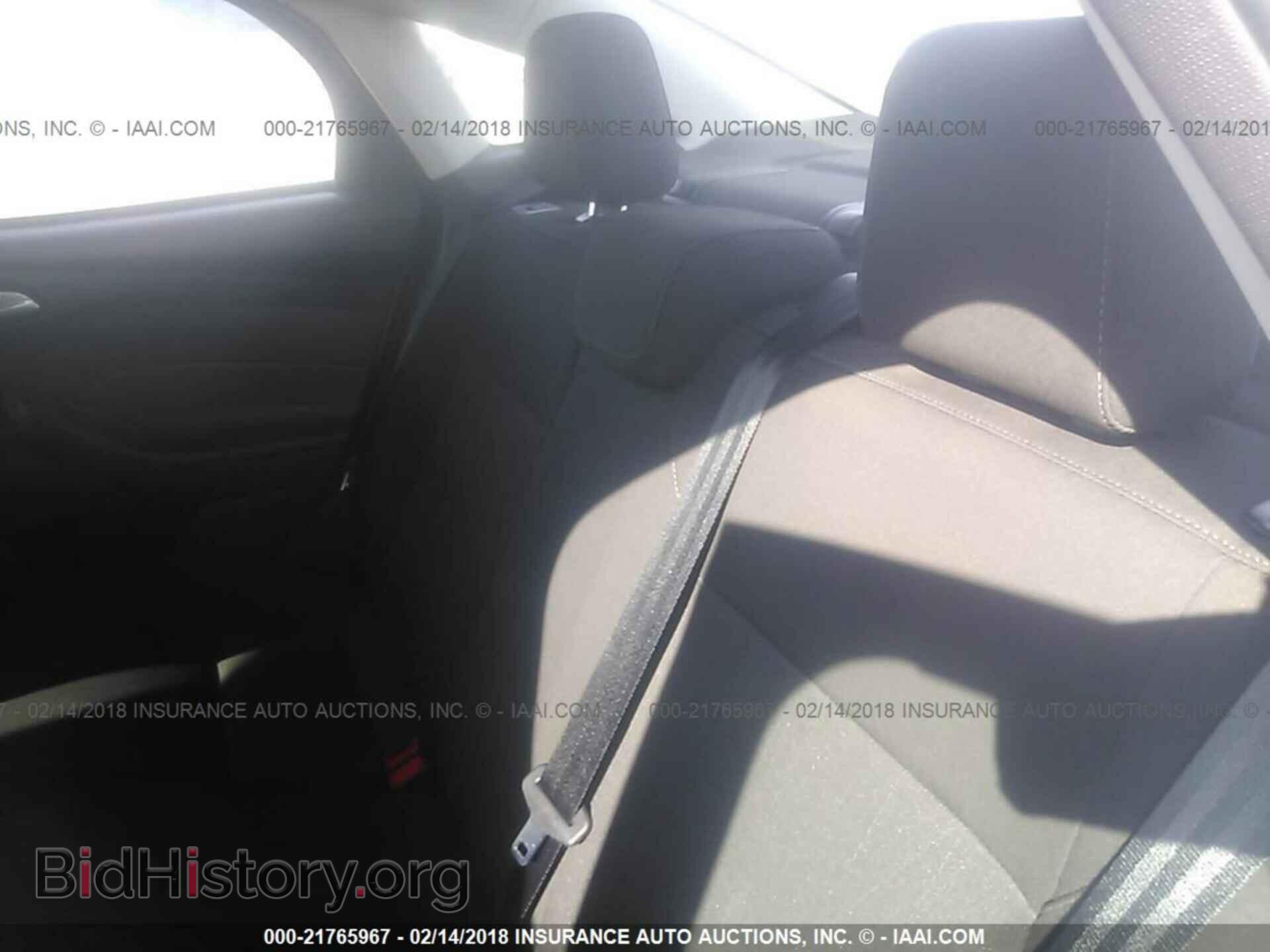 2016 Ford Focus - VIN: 1FADP3F20GL286244 - Photo 8