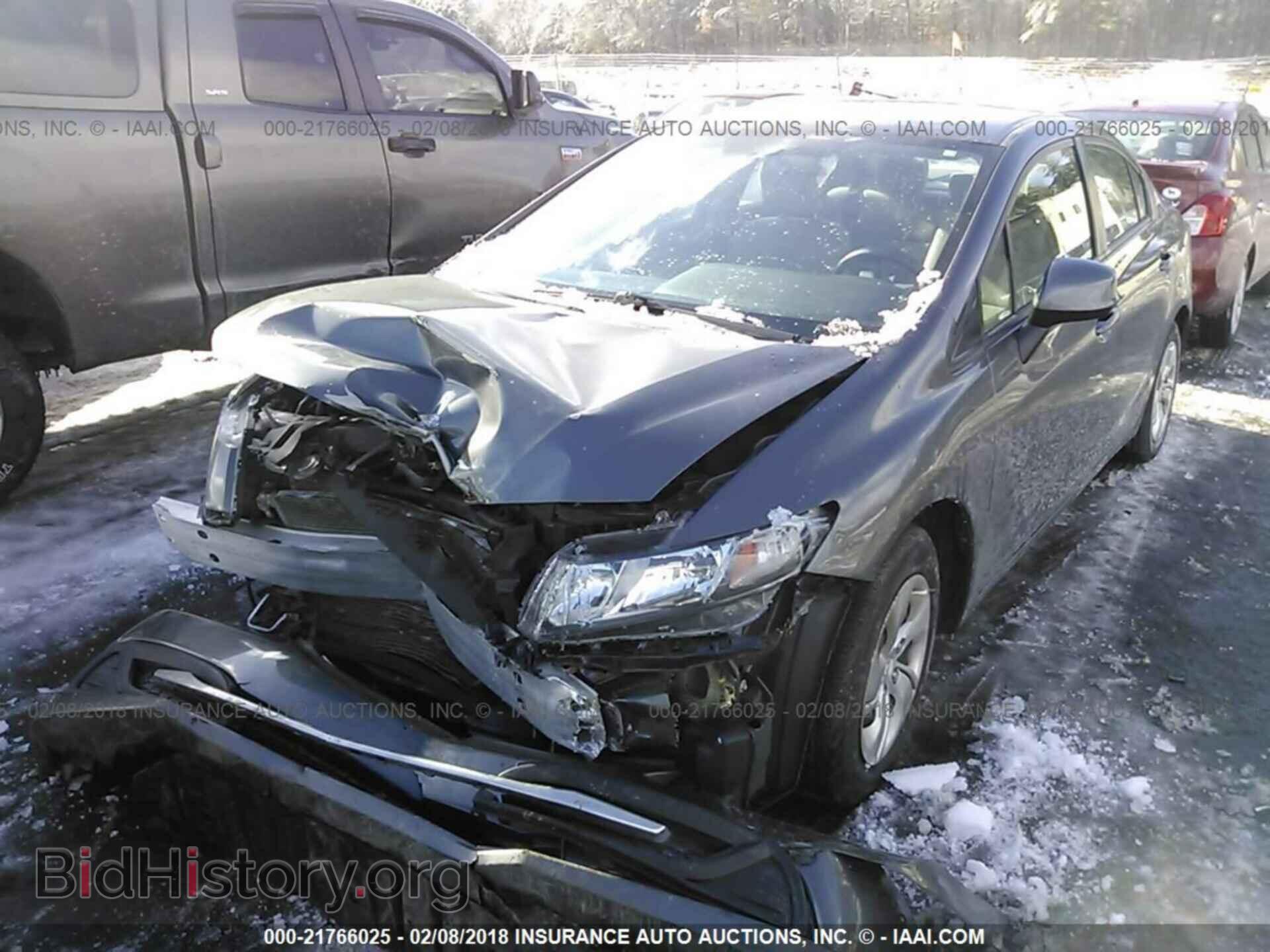 2013 Honda Civic - VIN: 2HGFB2F55DH590525 - Фото 2