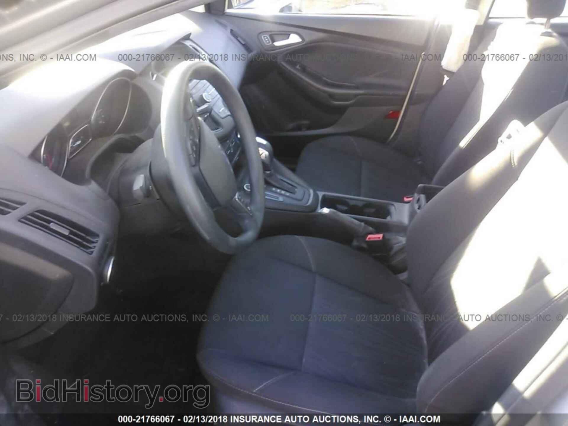 2016 Ford Focus - VIN: 1FADP3F24GL406210 - Фото 5