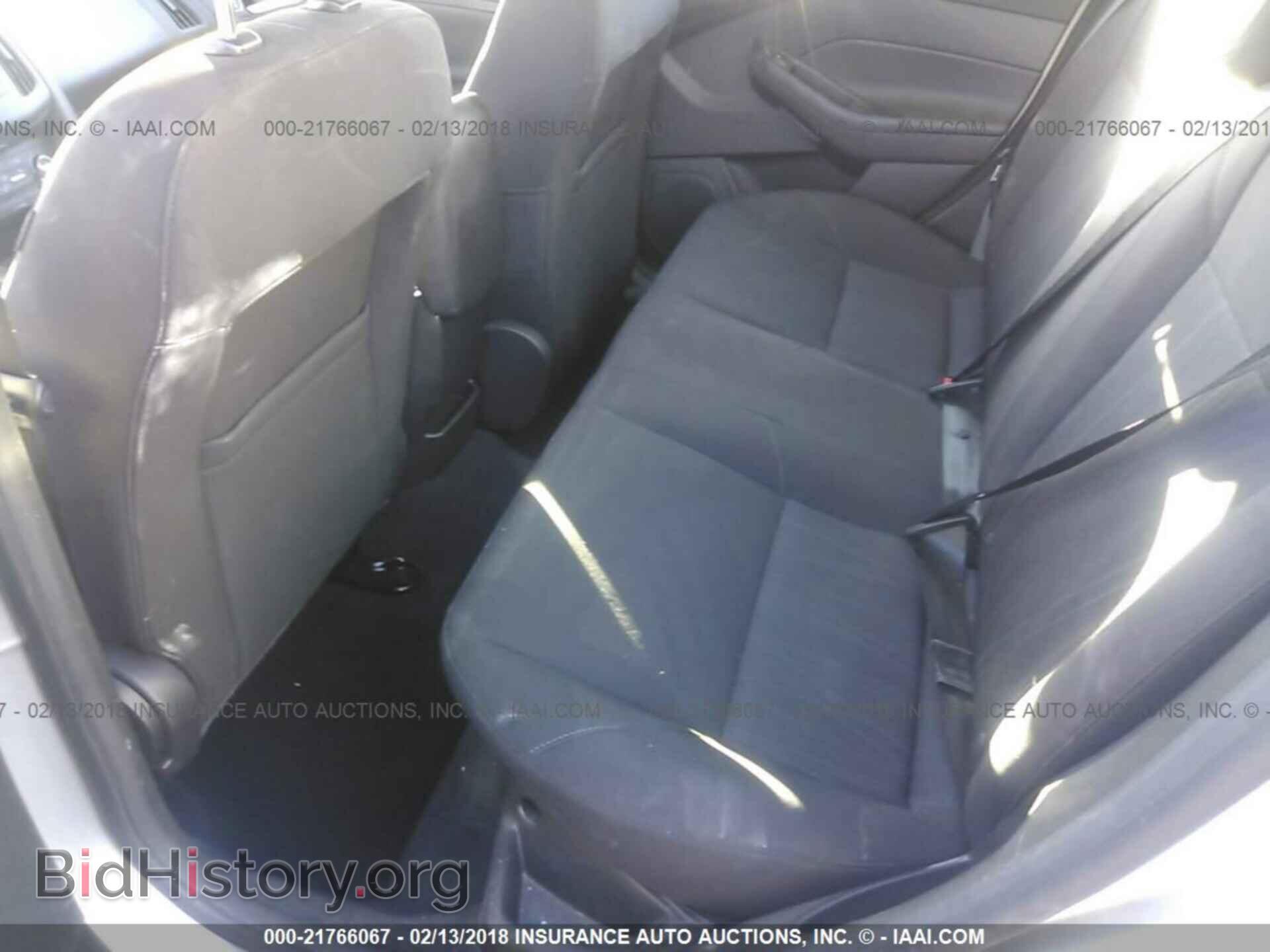 2016 Ford Focus - VIN: 1FADP3F24GL406210 - Фото 8