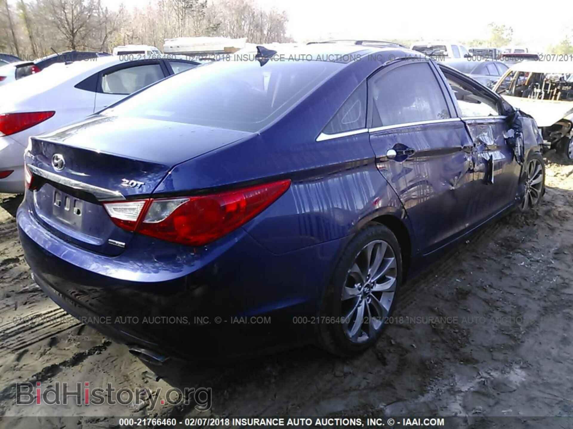 2012 Hyundai Sonata - VIN: 5NPEC4AB0CH352765 - Photo 4