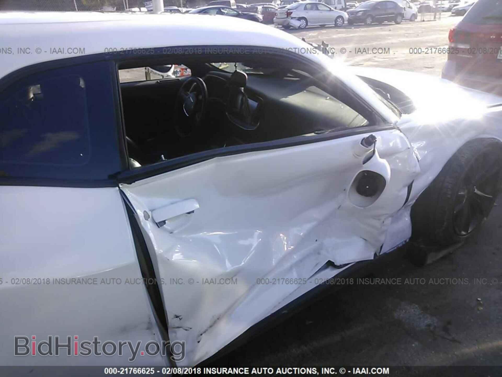 2016 Dodge Challenger - VIN: 2C3CDZAG6GH131557 - Photo 6
