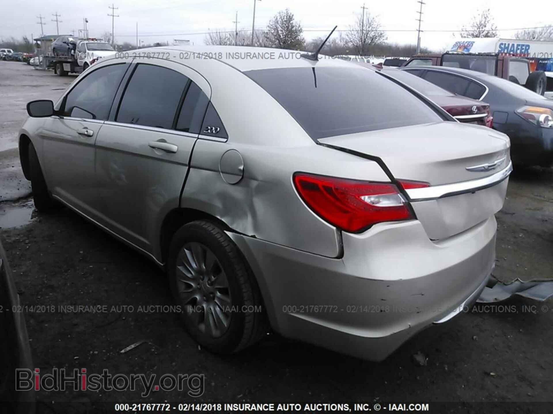 2013 Chrysler 200 - VIN: 1C3CCBAB1DN691519 - Фото 3