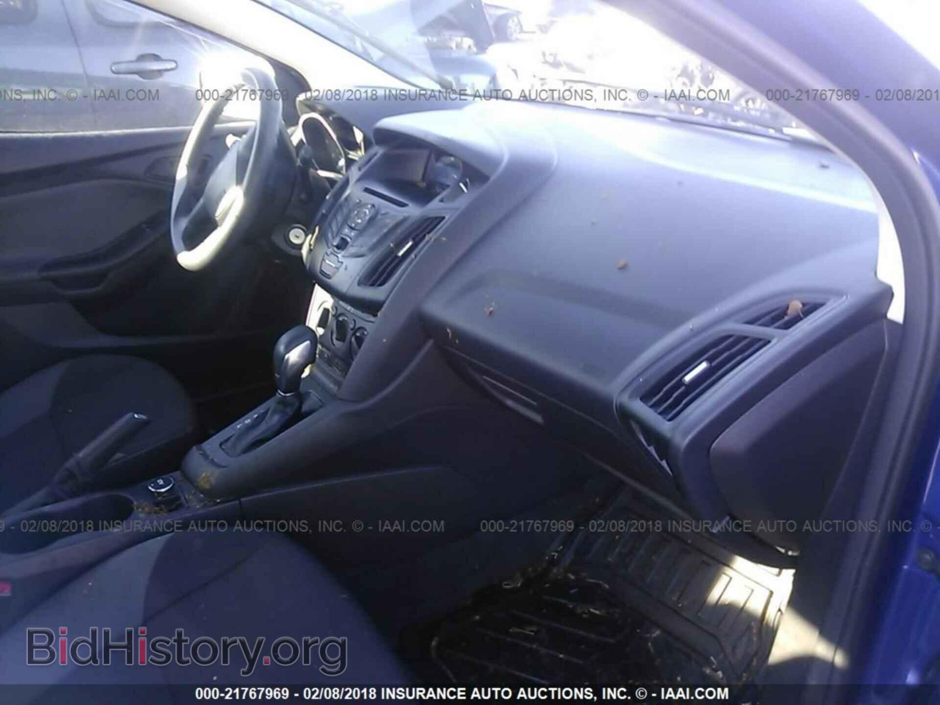 2012 Ford Focus - VIN: 1FAHP3E24CL318268 - Photo 5