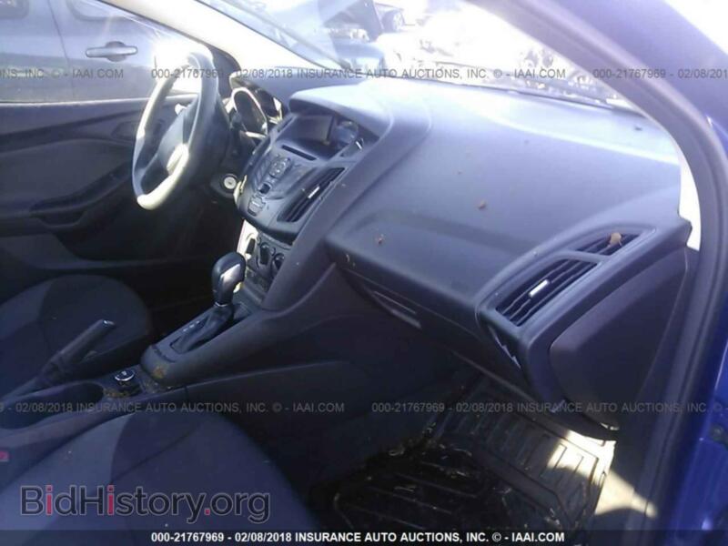 2012 Ford FOCUS (VIN 1FAHP3E24CL318268) — photo 5 of 10
