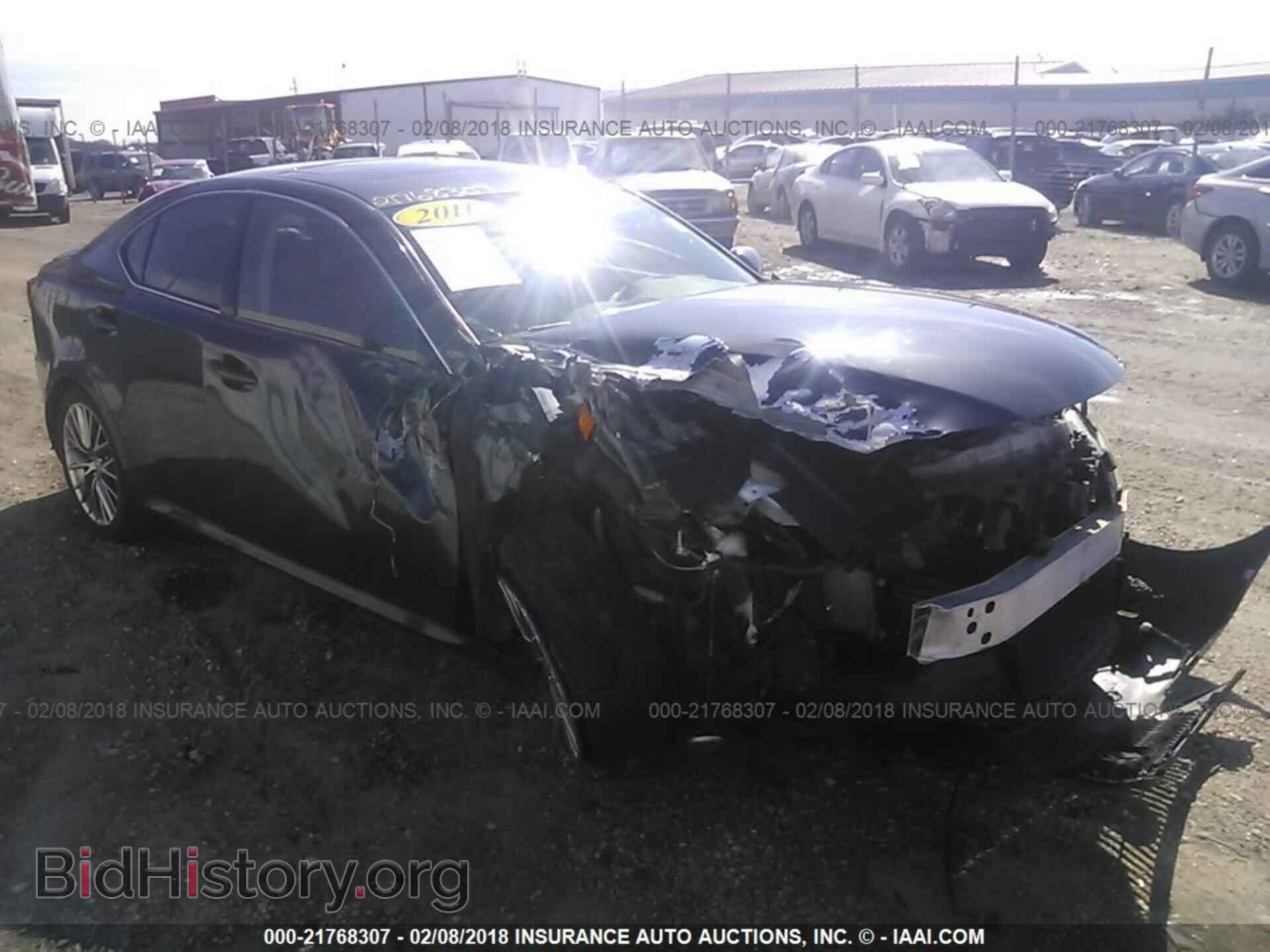 Фотография JTHBE5C26B5027471 - Lexus Is 2011