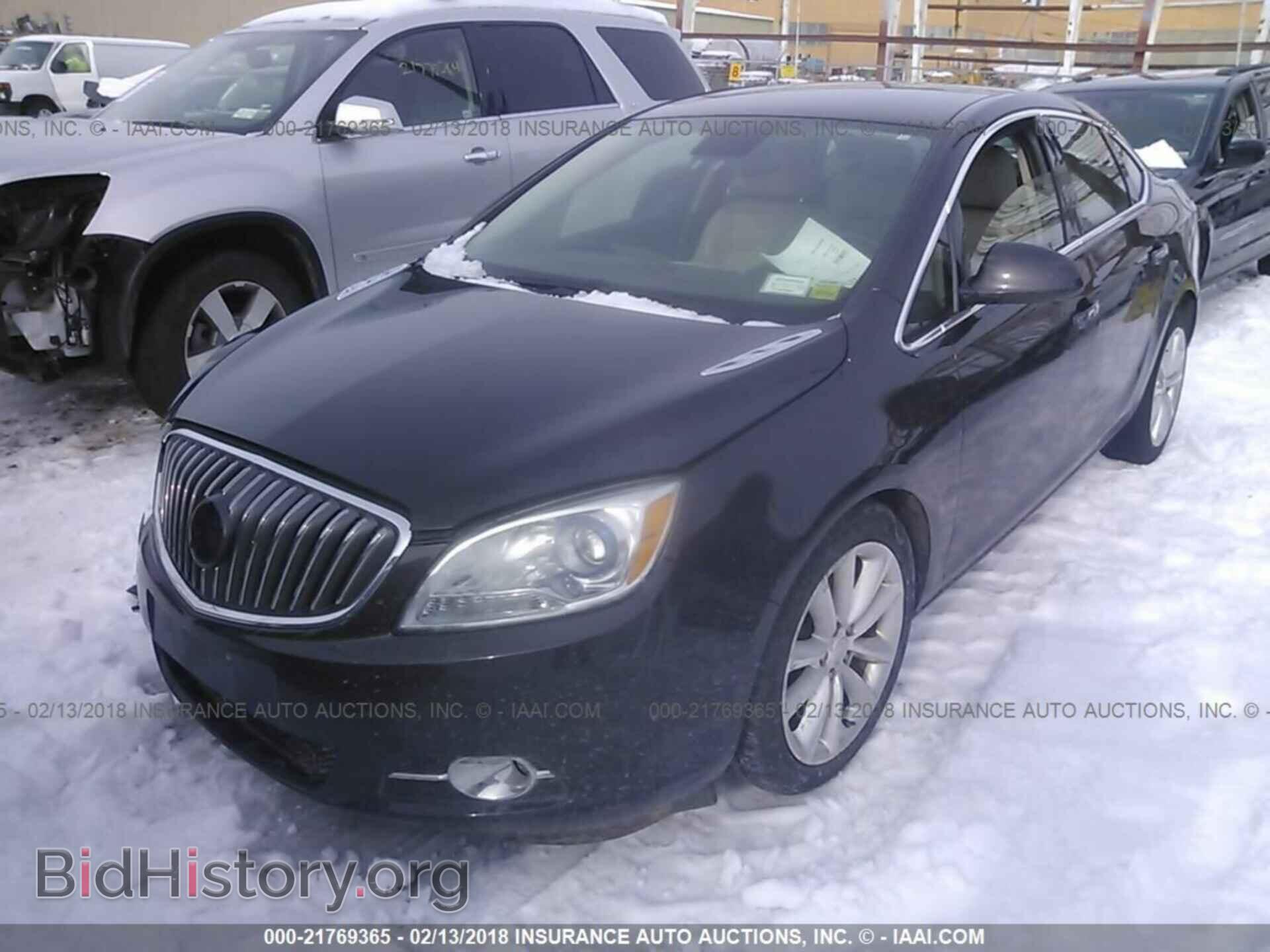 2013 Buick Verano - VIN: 1G4PP5SK5D4245294 - Photo 2