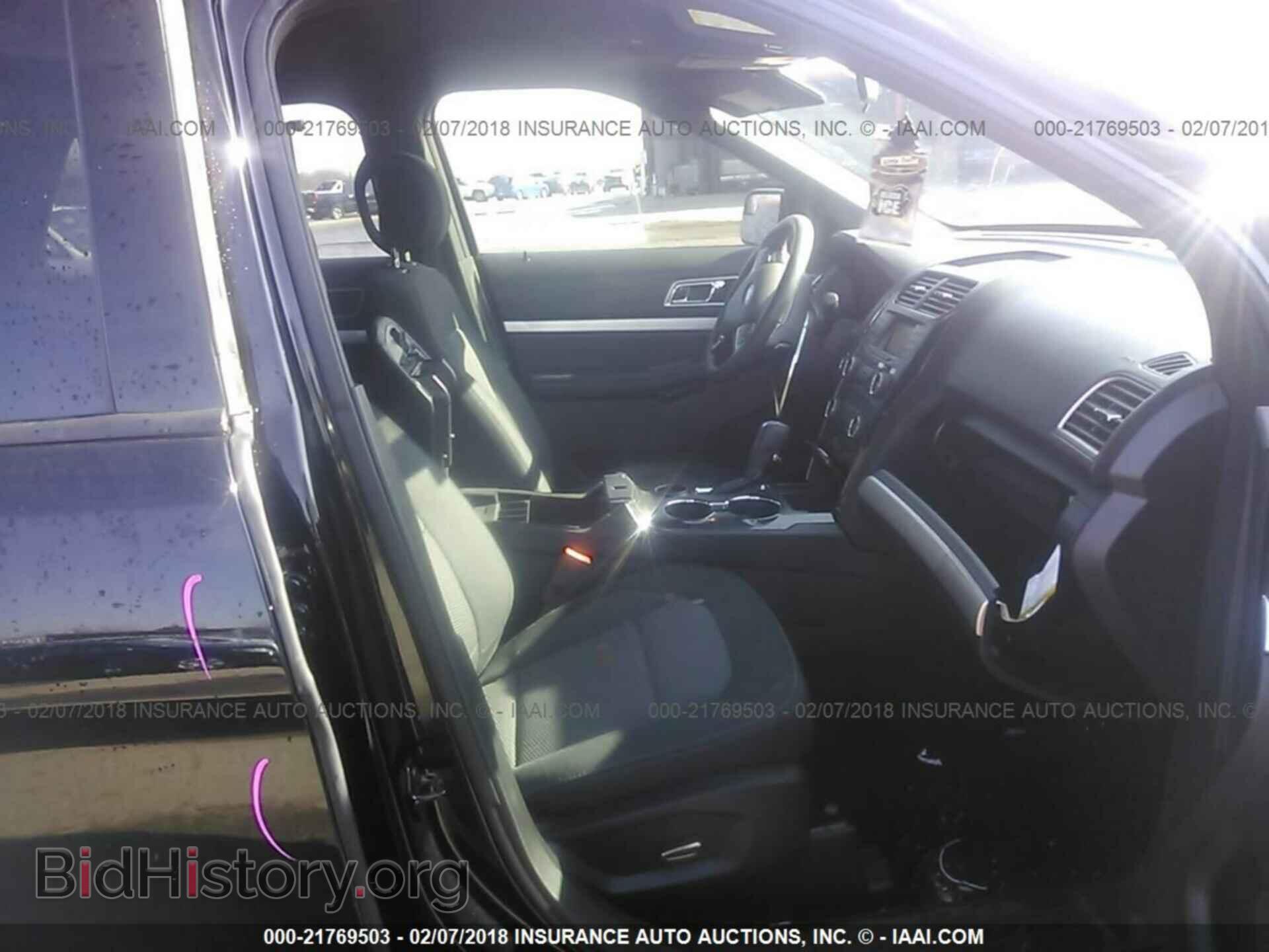 2017 Ford Explorer - VIN: 1FM5K7D82HGC31344 - Photo 5
