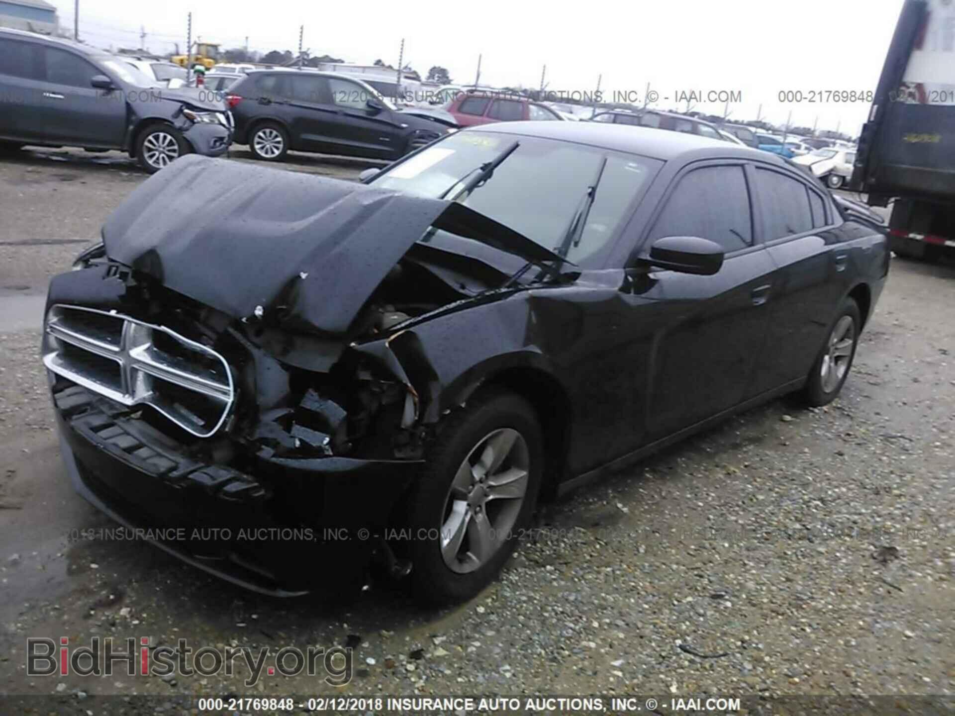 2012 Dodge Charger - VIN: 2C3CDXBG3CH111375 - Фото 2