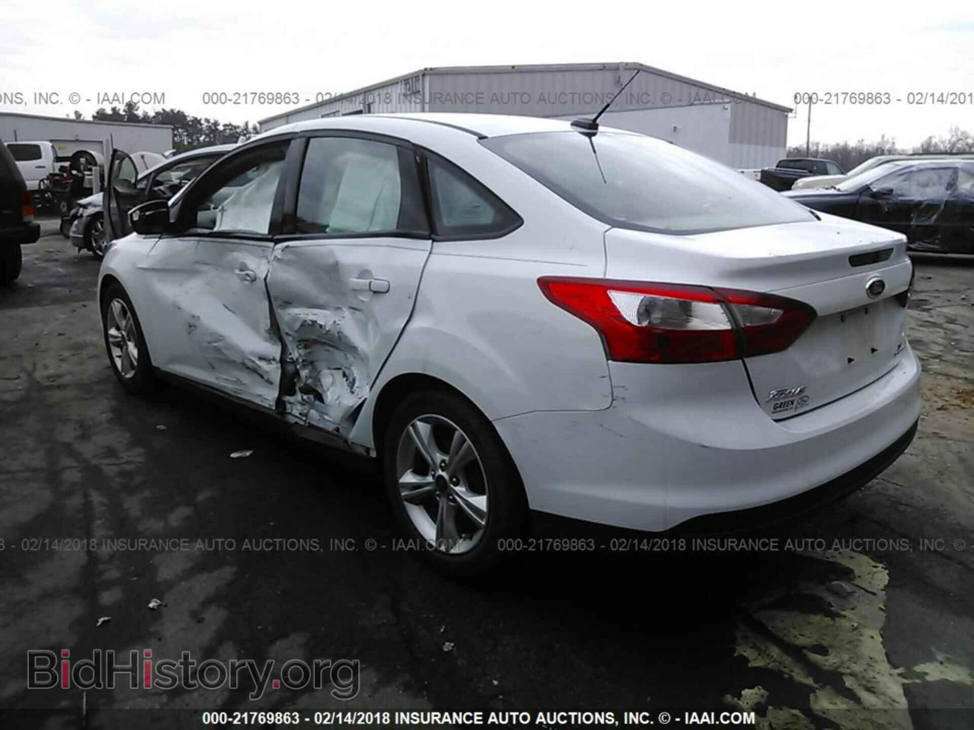 2014 Ford Focus - VIN: 1FADP3F20EL221780 - Фото 3