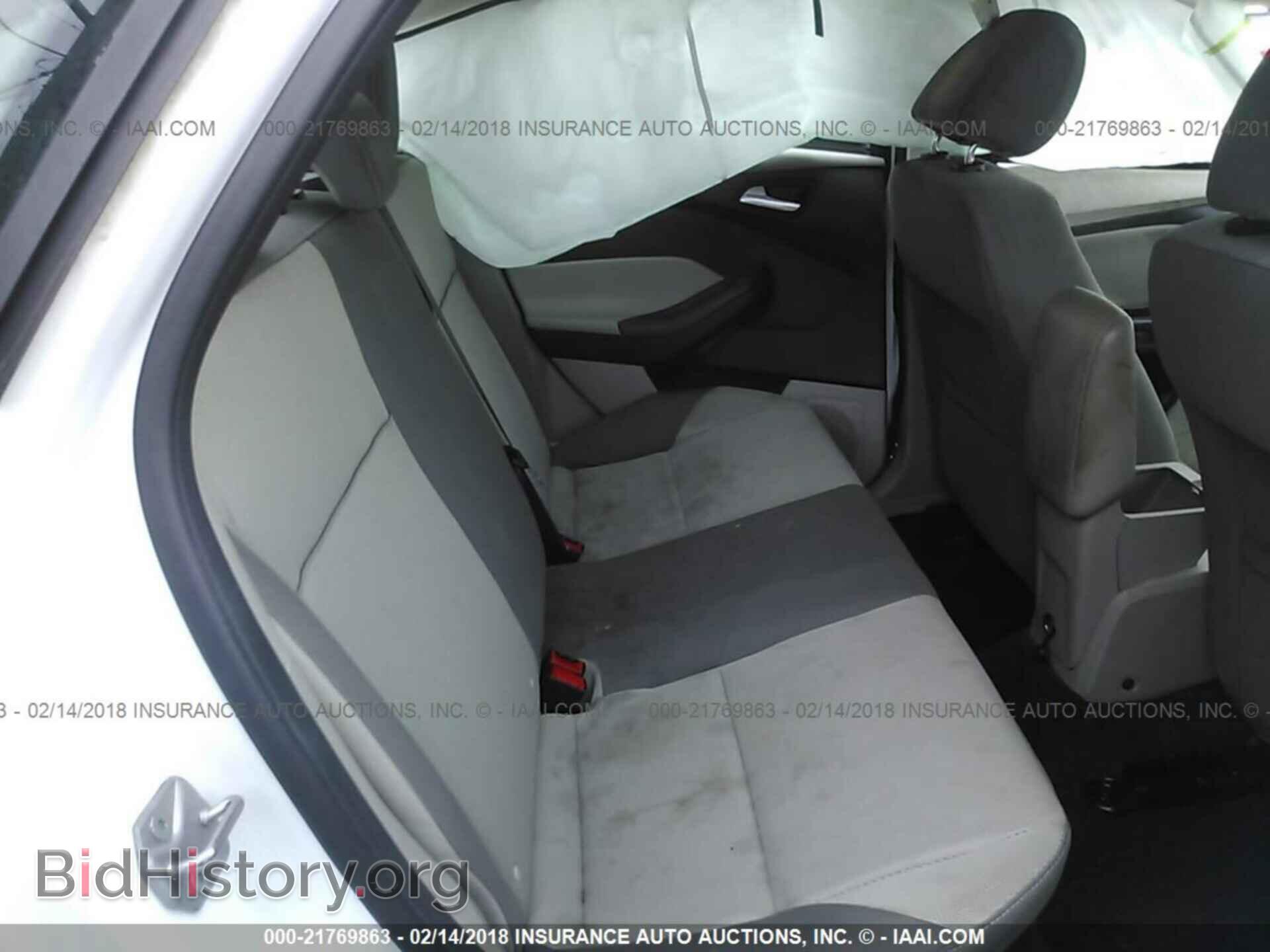 2014 Ford Focus - VIN: 1FADP3F20EL221780 - Фото 8