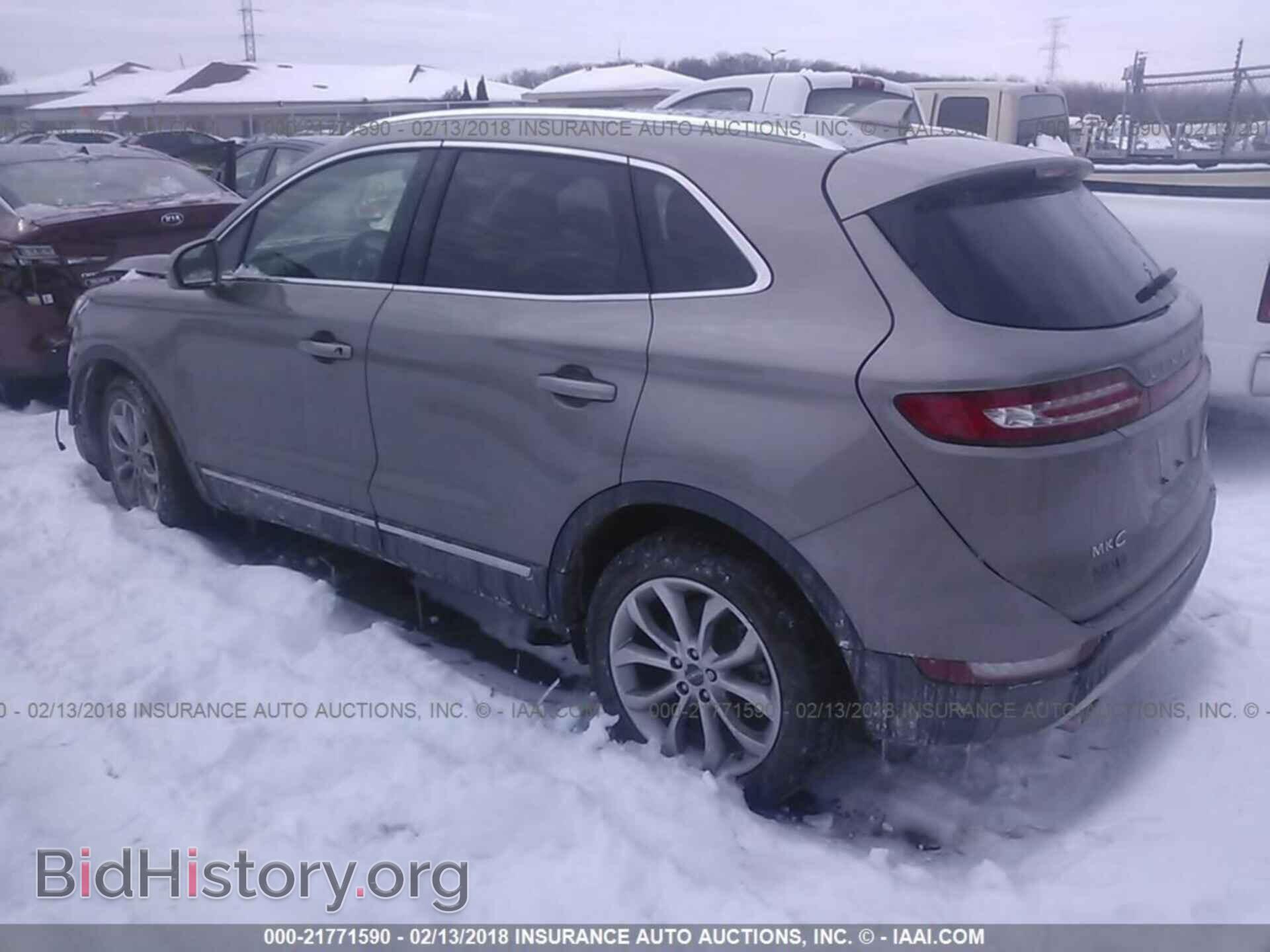 2017 Lincoln Mkc - VIN: 5LMCJ2D95HUL07630 - Фото 3