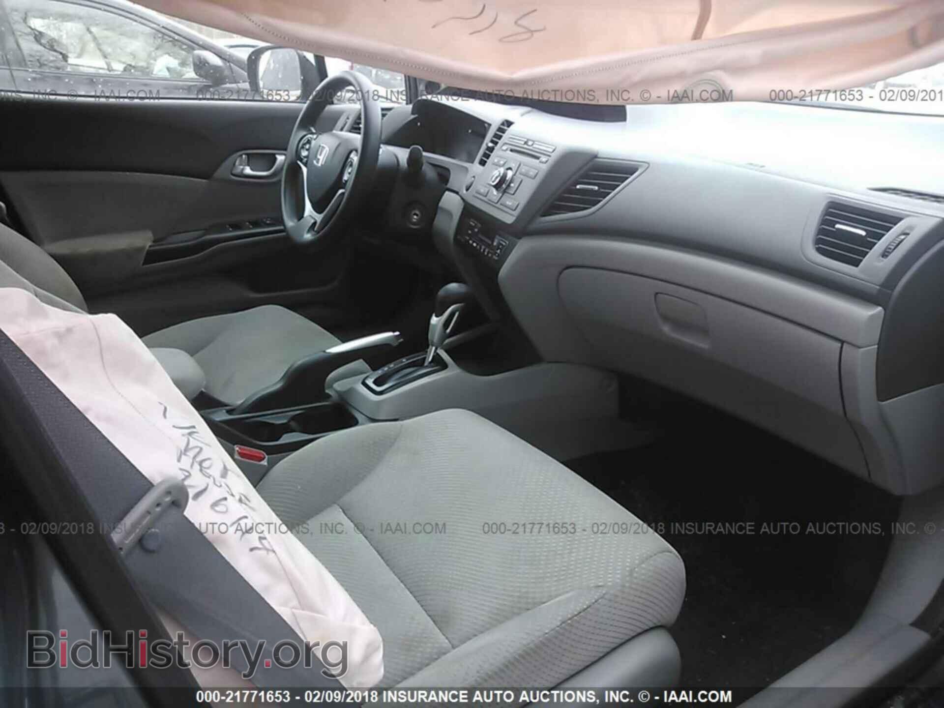 2012 Honda CIVIC (VIN JHMFB4F2XCS007615) — фото 5 из 10