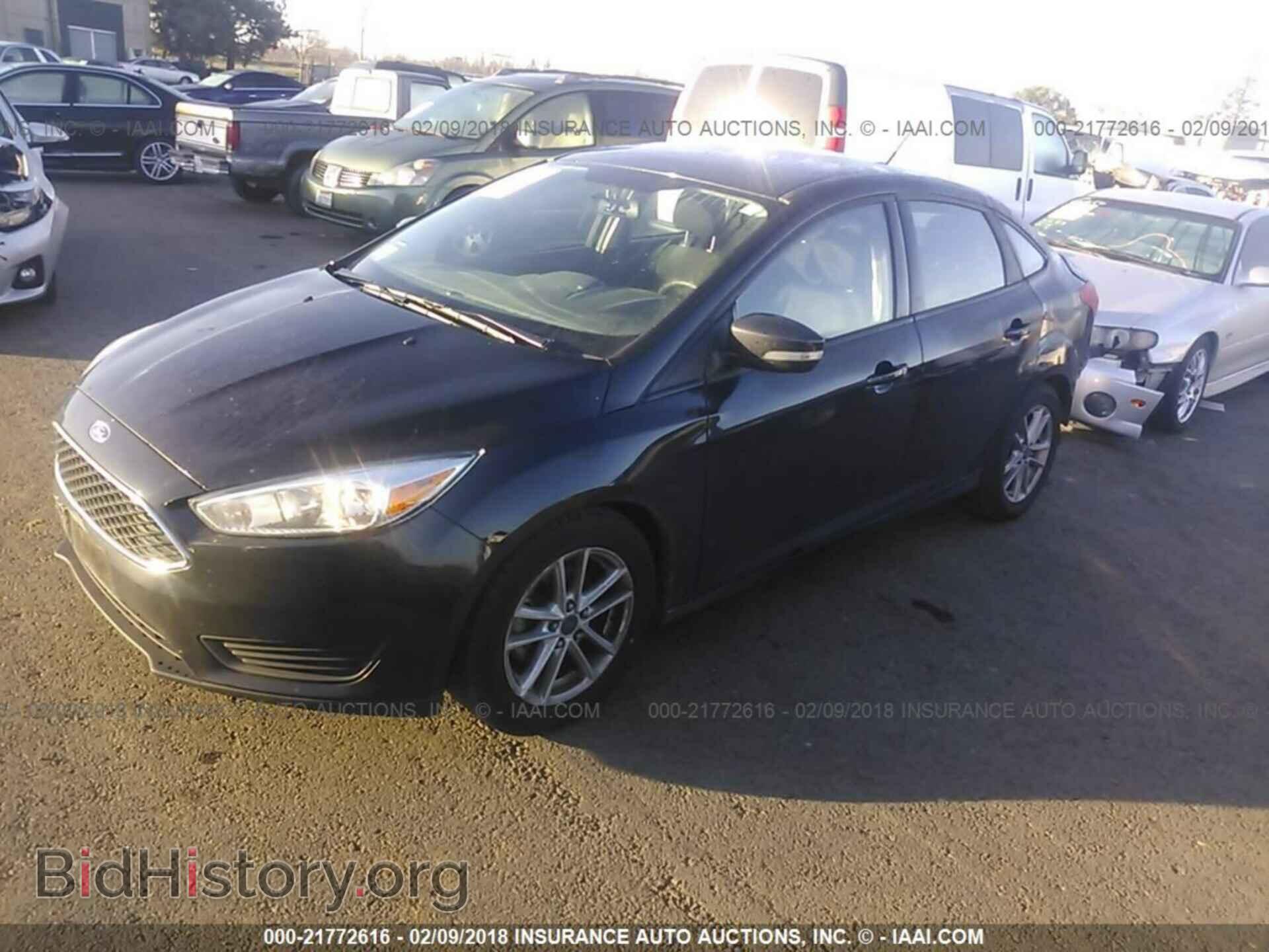 2015 Ford Focus - VIN: 1FADP3F20FL343363 - Photo 2