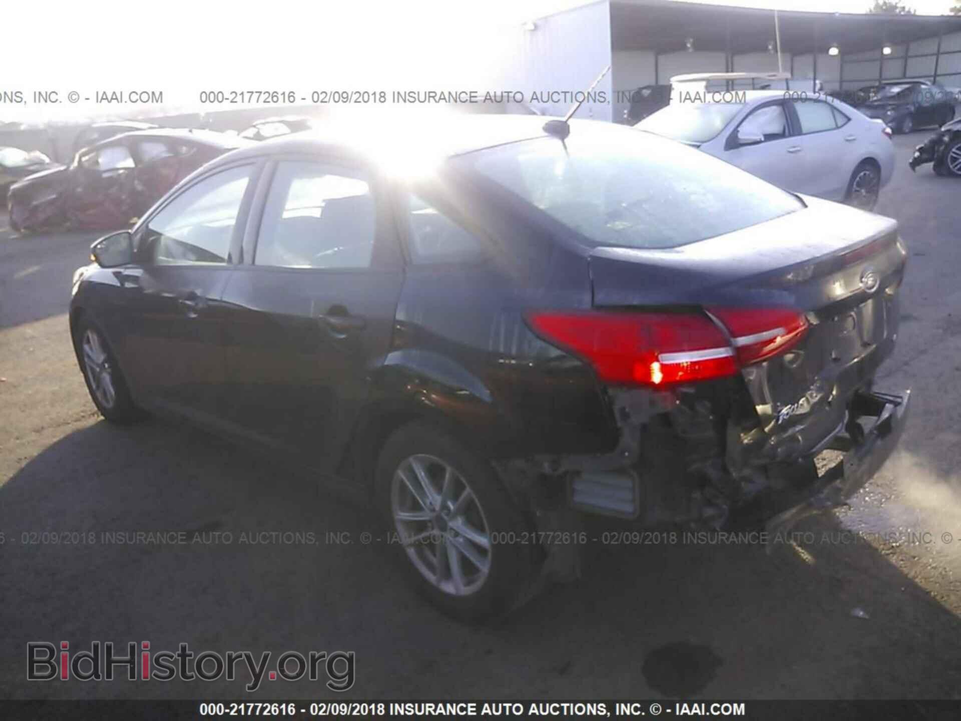 2015 Ford Focus - VIN: 1FADP3F20FL343363 - Photo 3