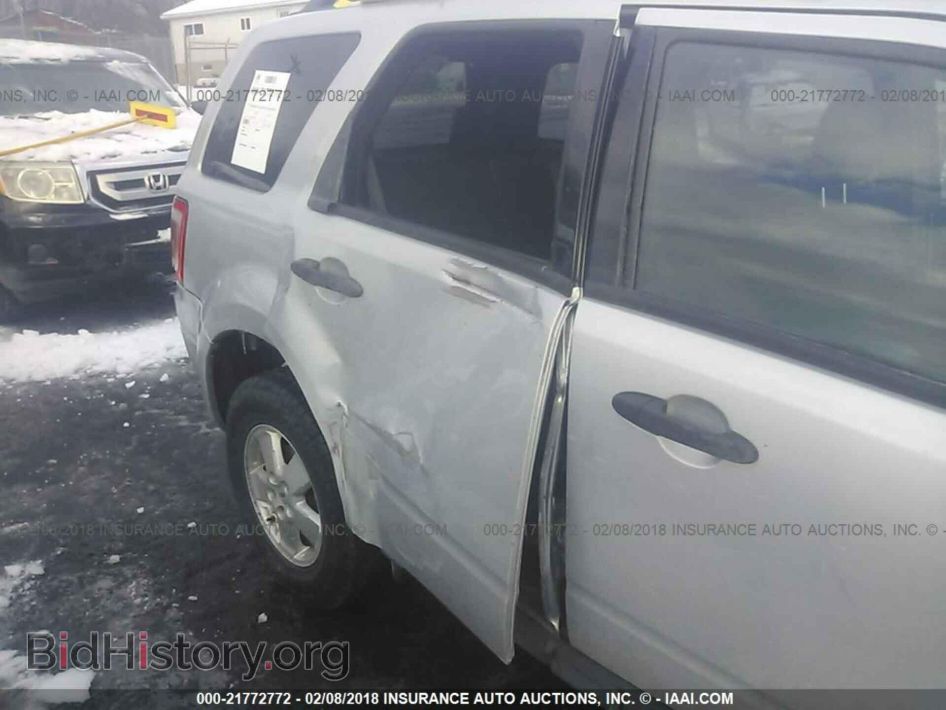 2012 Ford Escape - VIN: 1FMCU9DG9CKB09445 - Photo 6