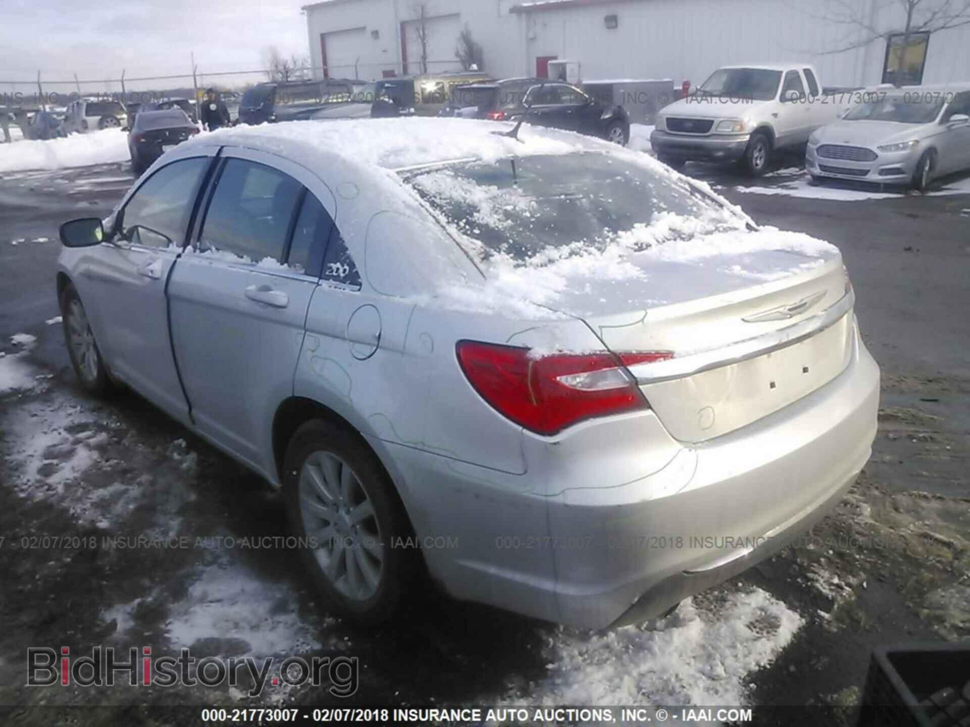2012 Chrysler 200 - VIN: 1C3CCBBG9CN283083 - Photo 3